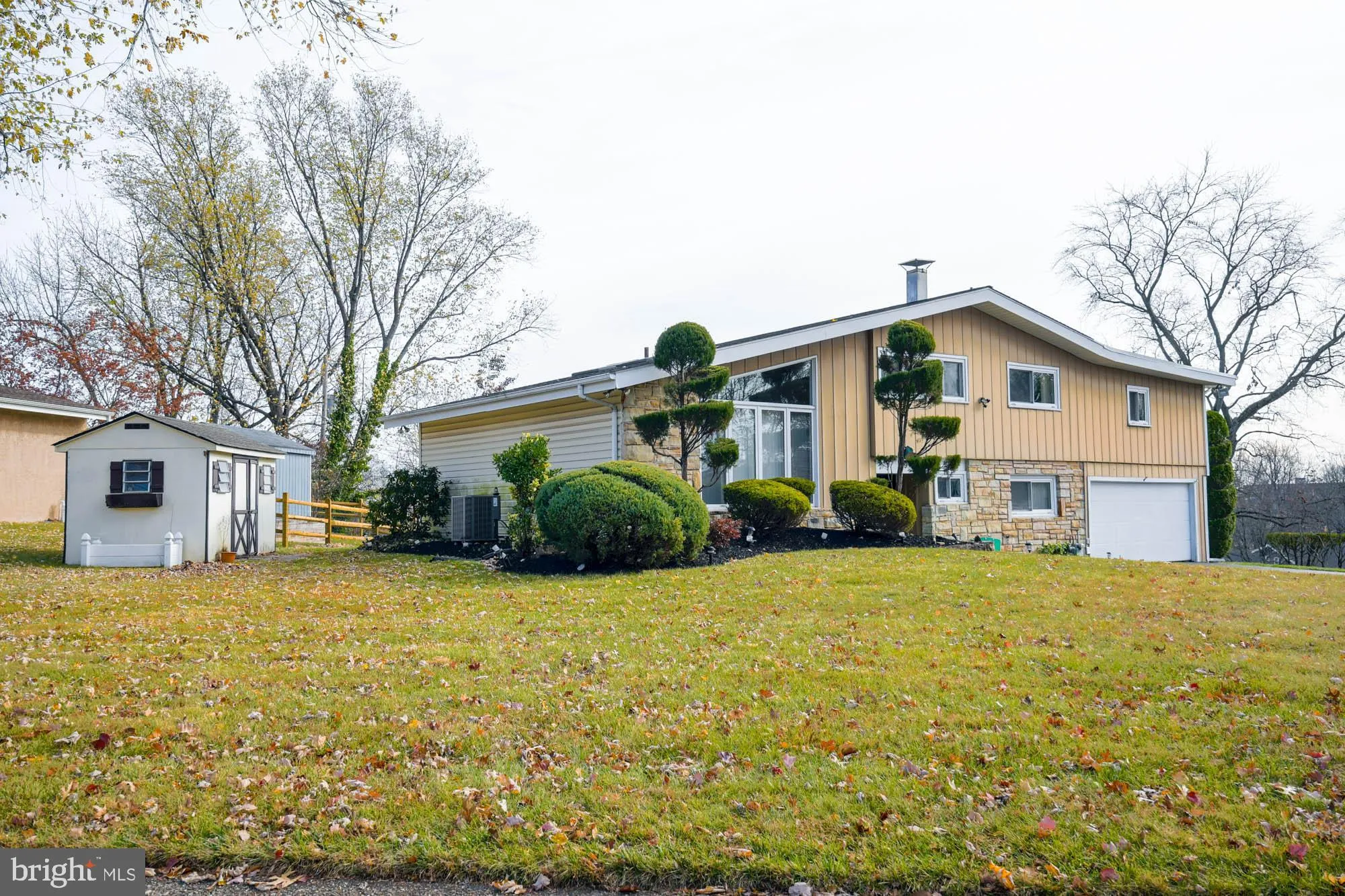 Plymouth Meeting, Pennsylvania 19462, United States, 4 Bedrooms Bedrooms, ,3 BathroomsBathrooms,Residential,Pending,11568