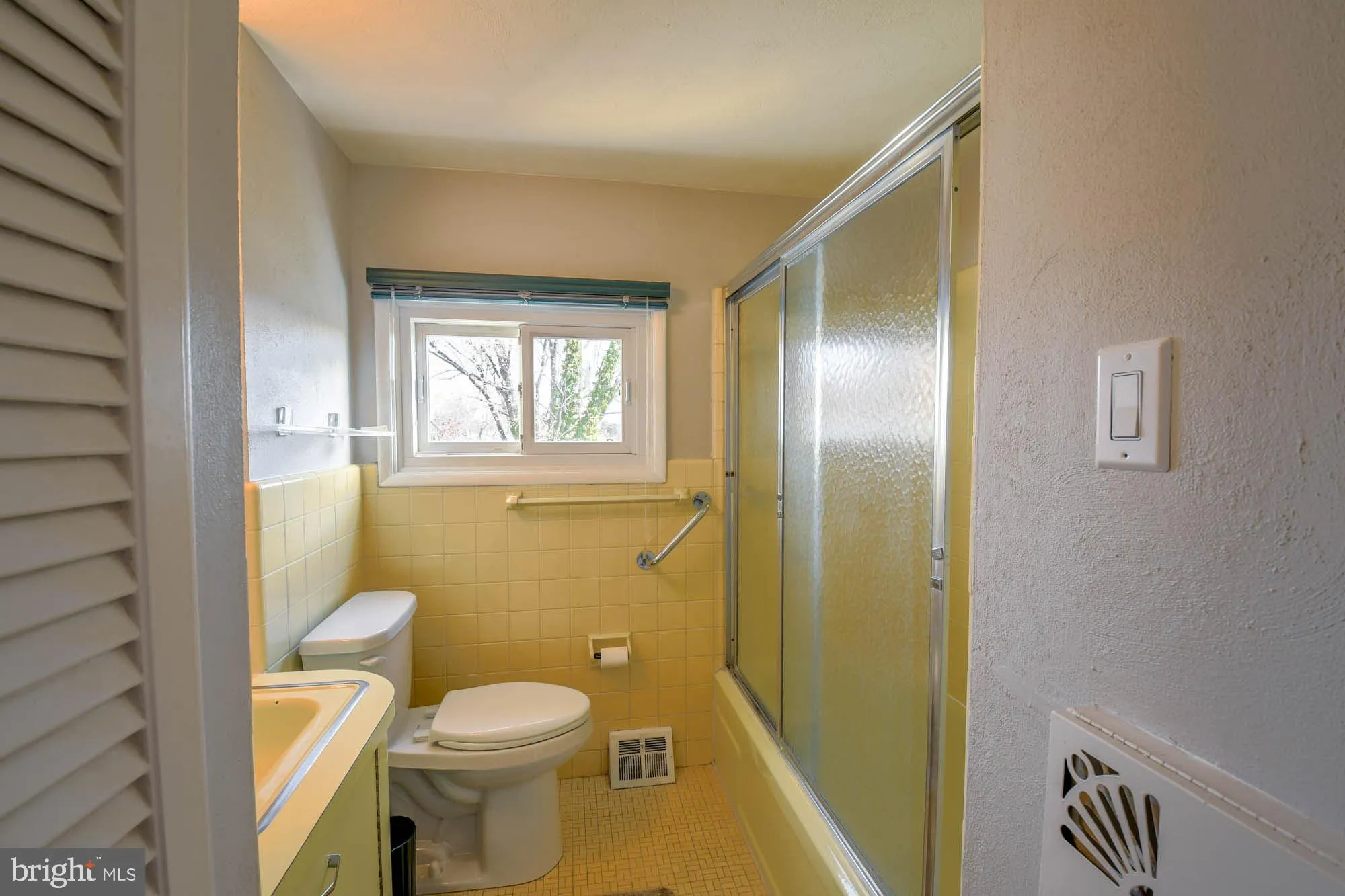 Plymouth Meeting, Pennsylvania 19462, United States, 4 Bedrooms Bedrooms, ,3 BathroomsBathrooms,Residential,Pending,11568