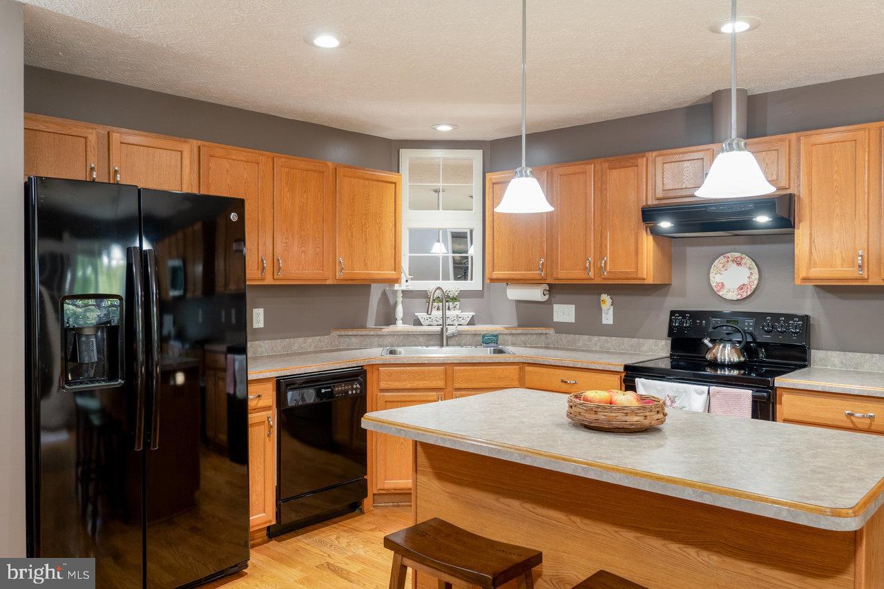 PEBBLE RIDGE - Residential