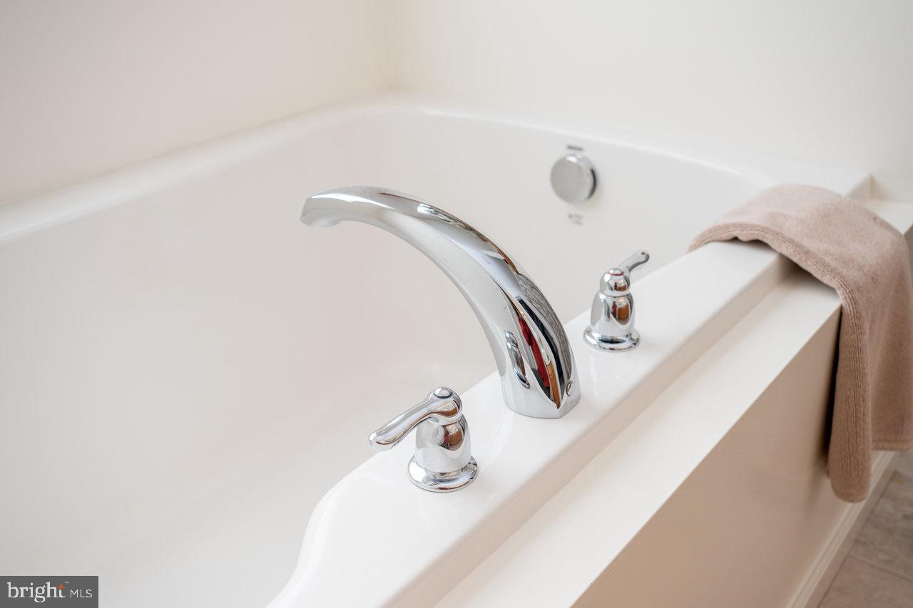 PEBBLE RIDGE - Residential