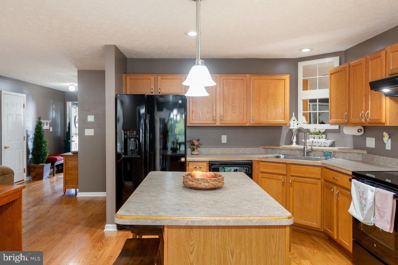 PEBBLE RIDGE - Residential