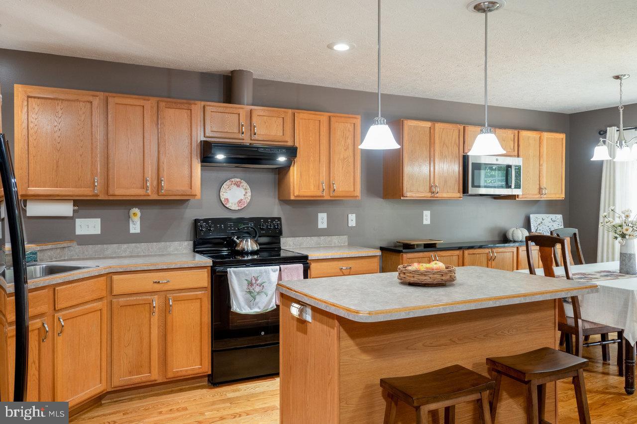 PEBBLE RIDGE - Residential