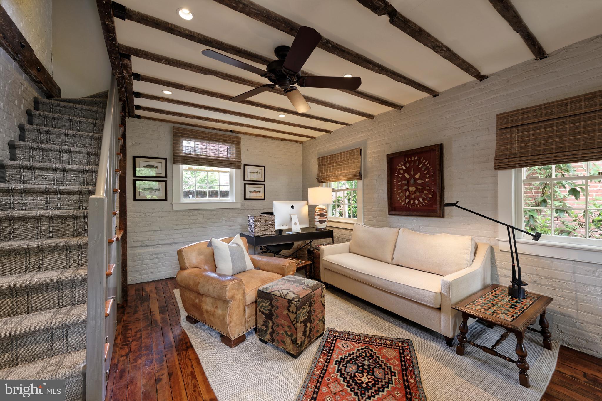 OLD TOWN ALEXANDRIA - Residential