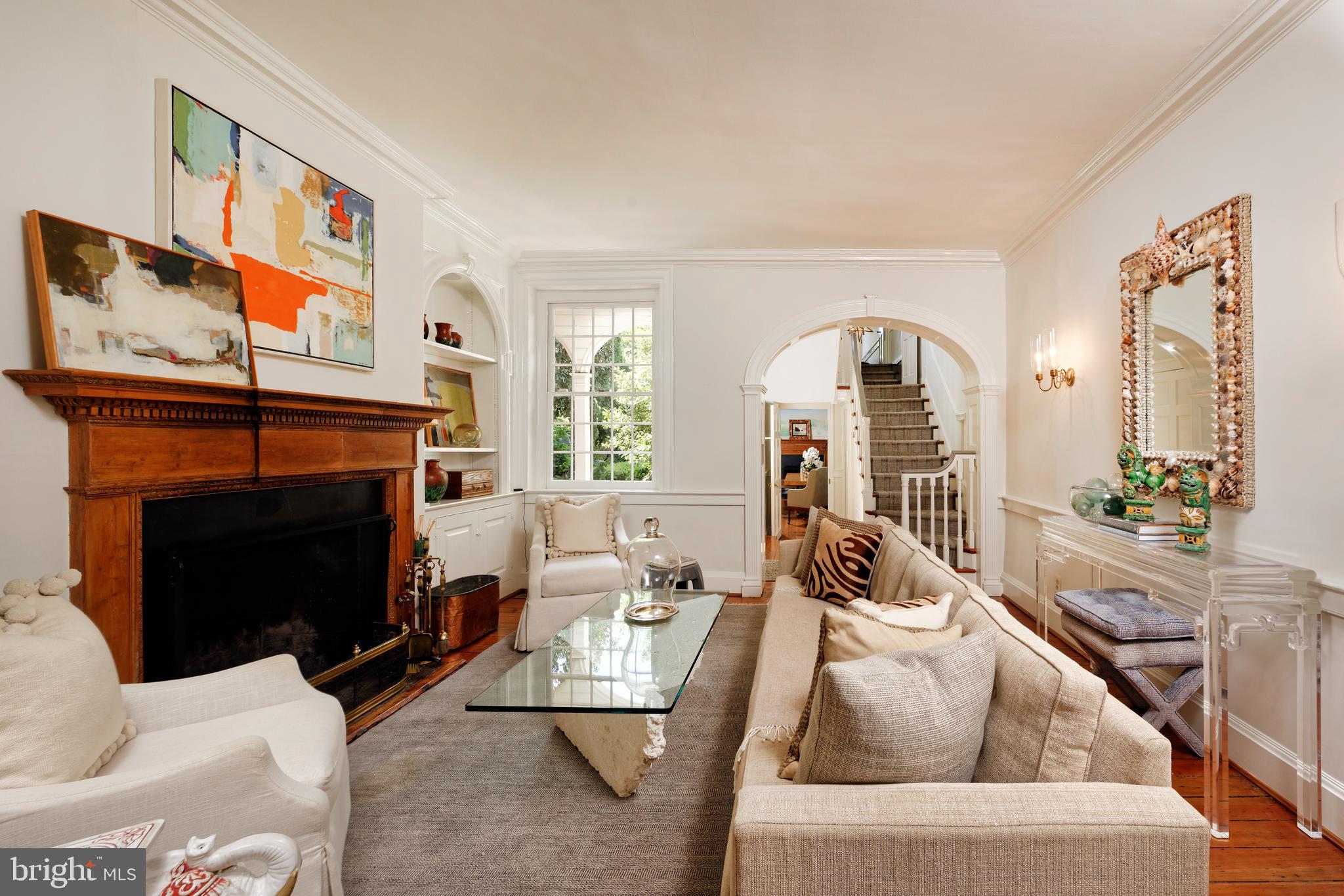 OLD TOWN ALEXANDRIA - Residential