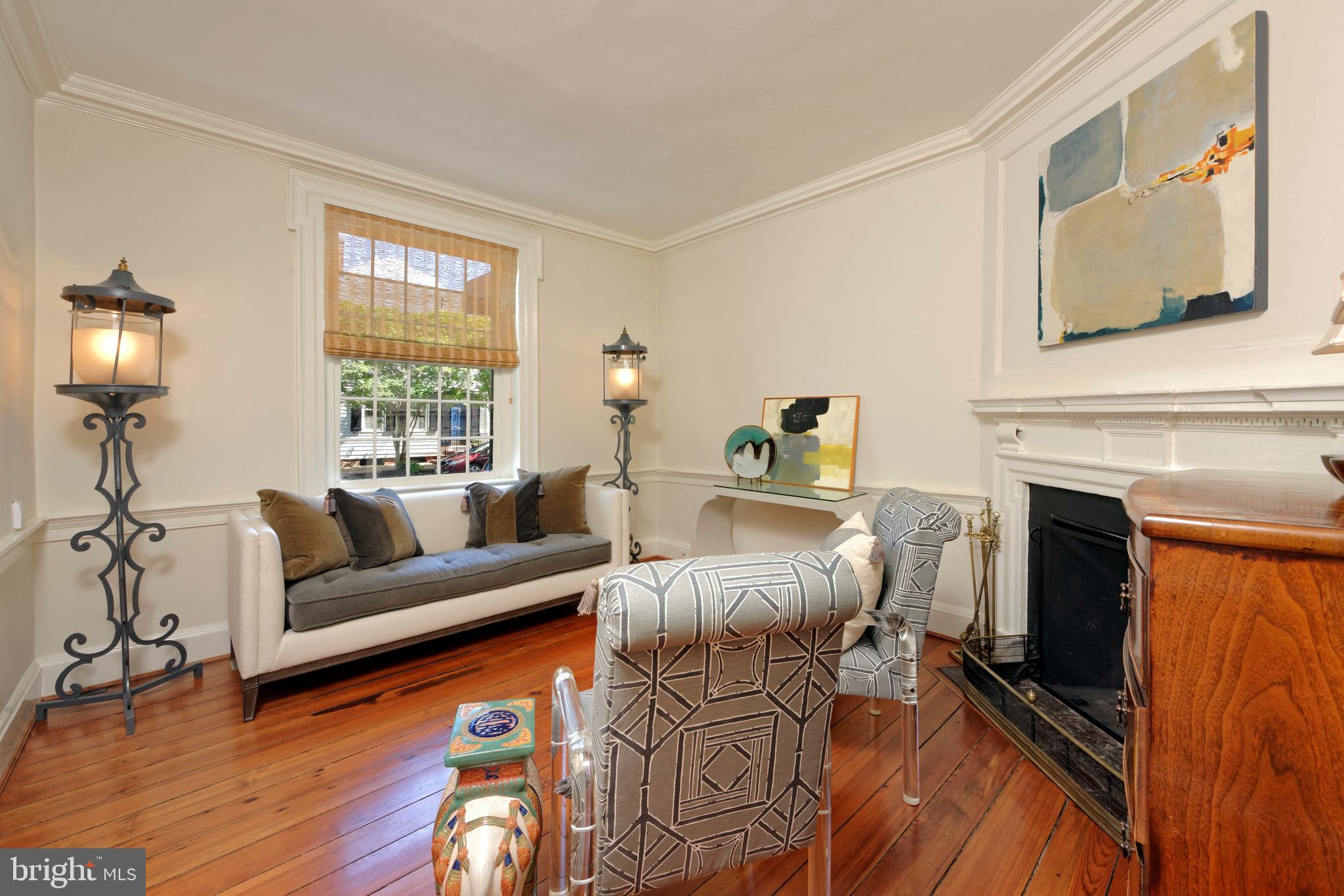 OLD TOWN ALEXANDRIA - Residential