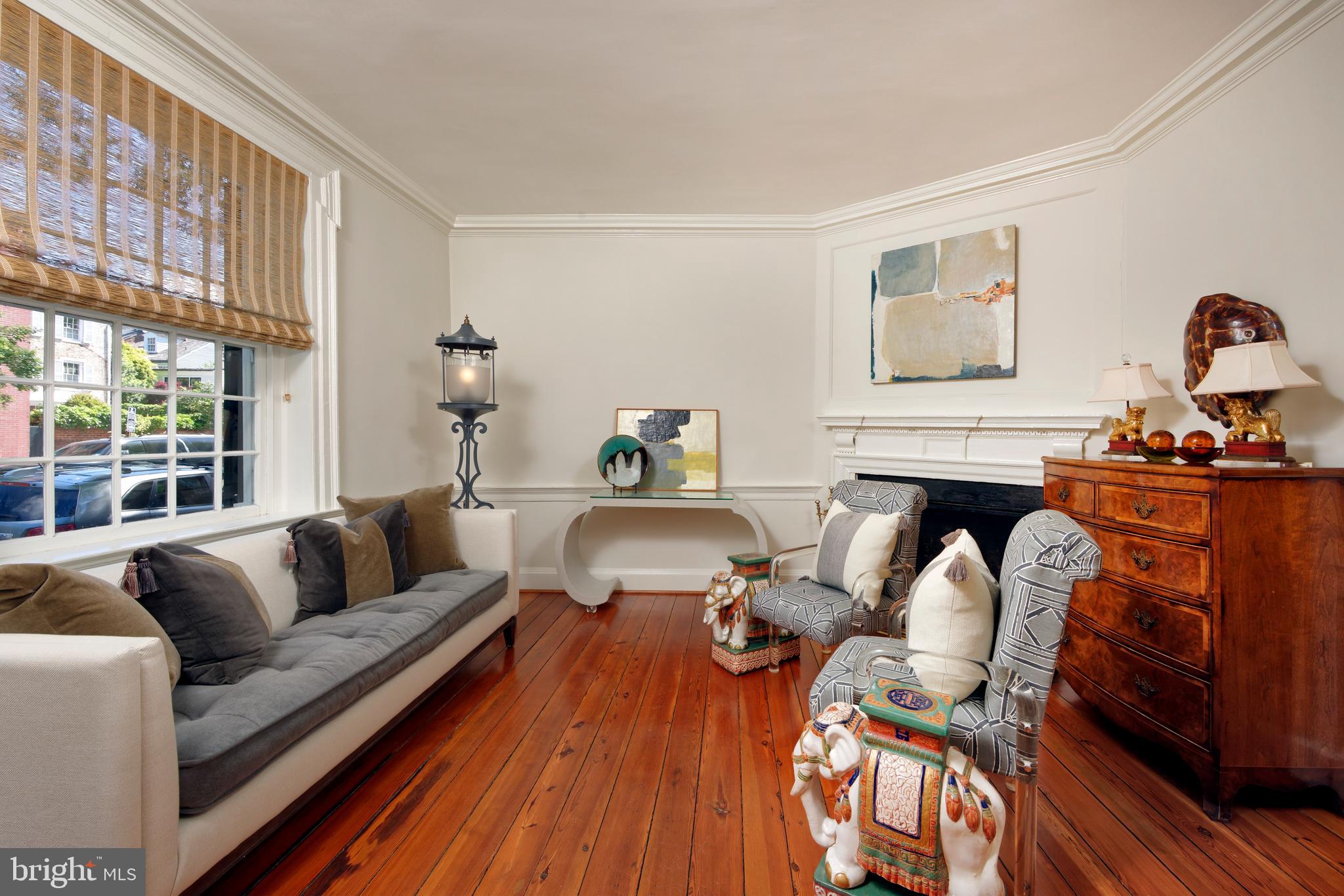 OLD TOWN ALEXANDRIA - Residential