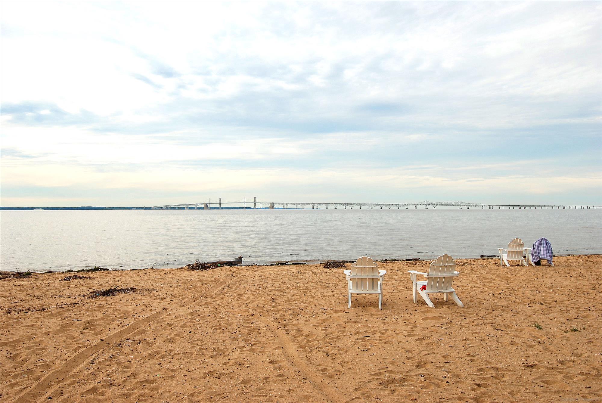 ROMANCOKE ON THE BAY - Land