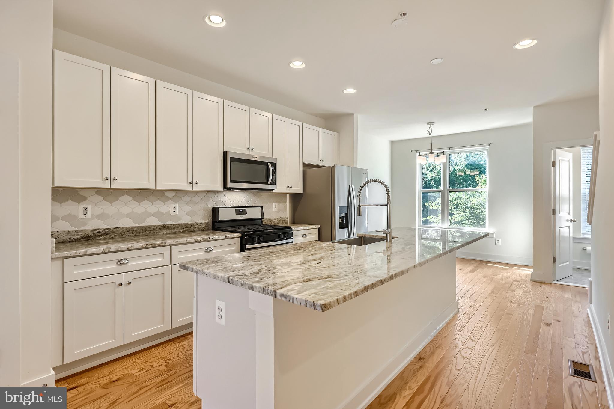 REDFERN ROW - Residential