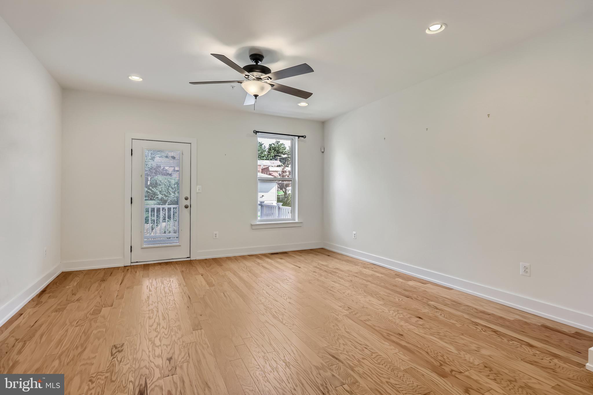 REDFERN ROW - Residential