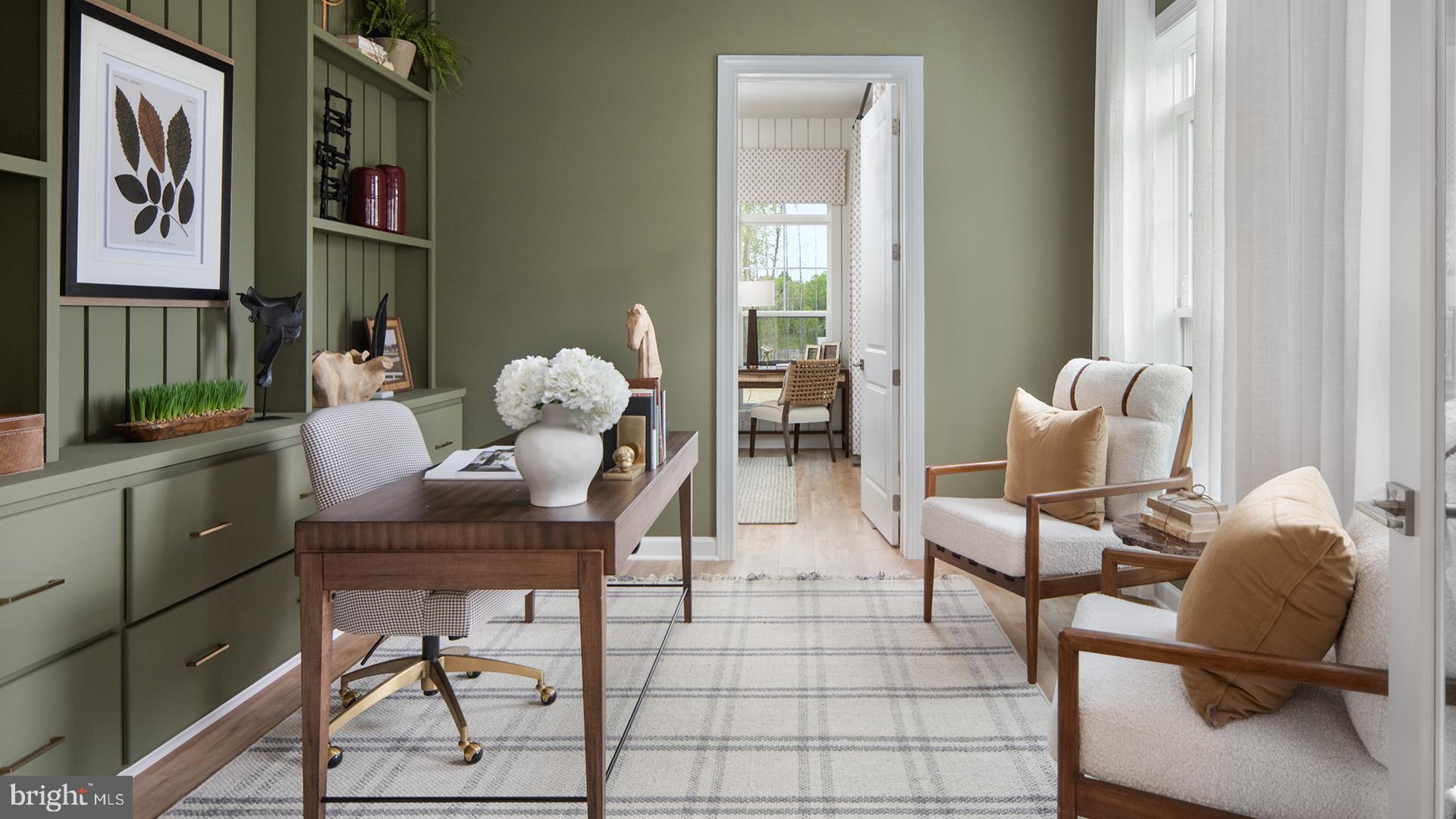 SOUTH LAKE - Residential