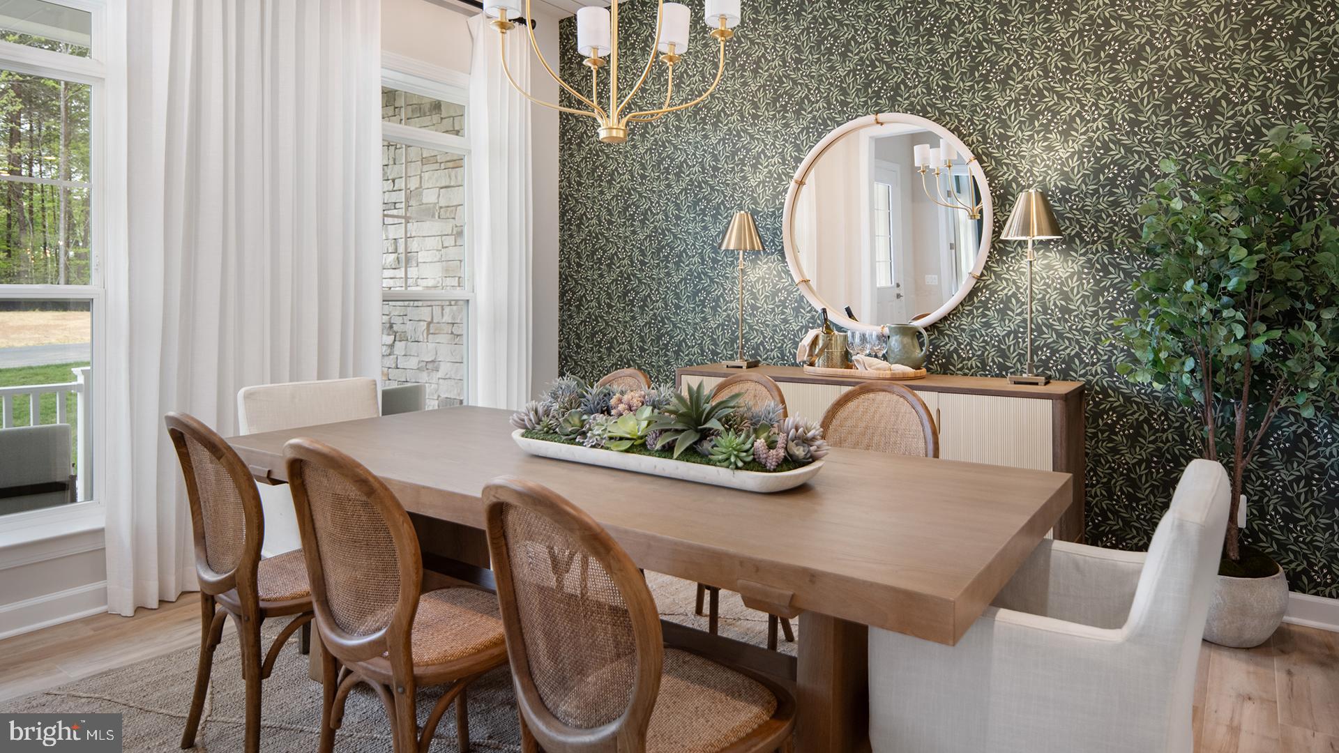 SOUTH LAKE - Residential