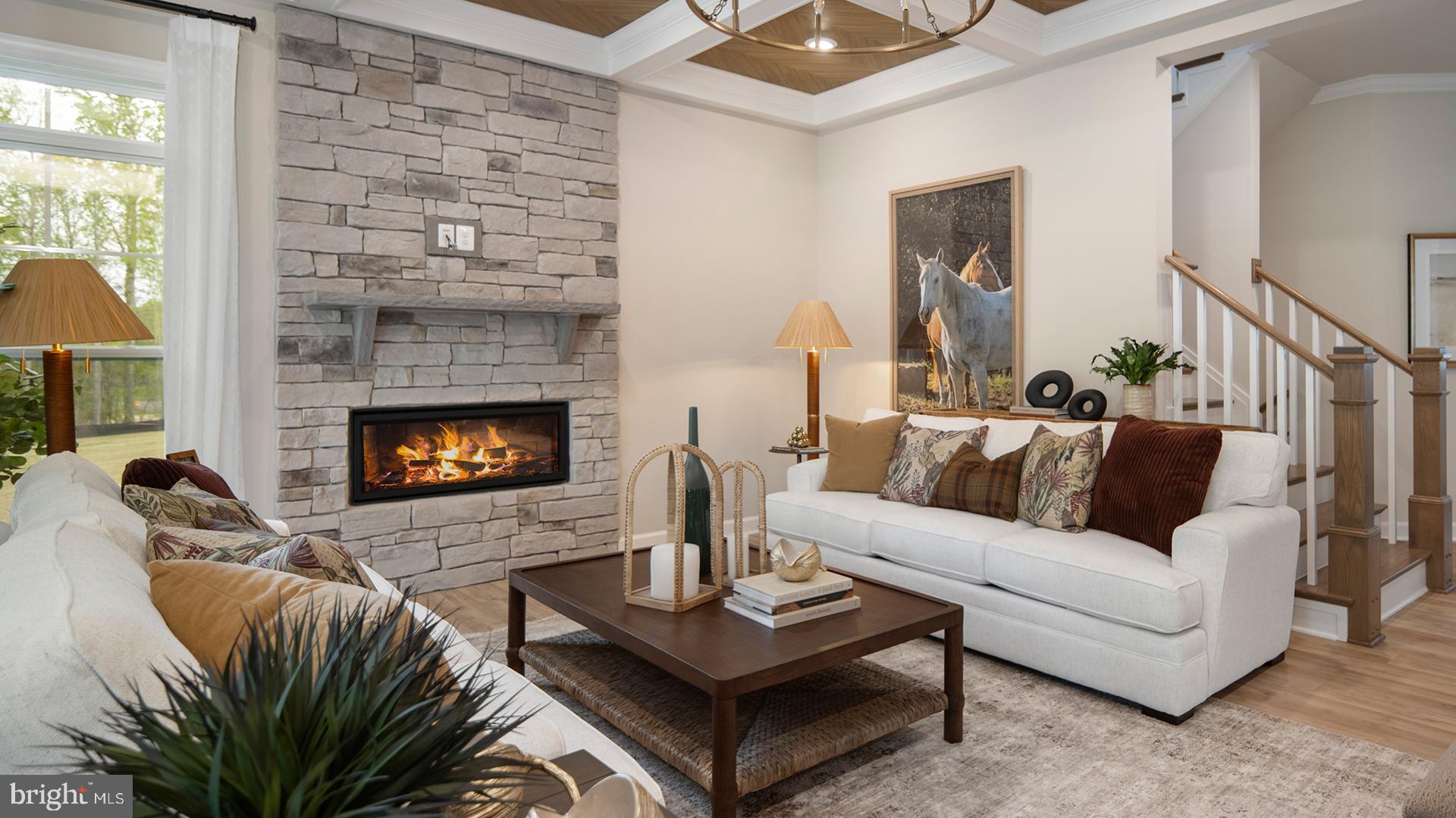 SOUTH LAKE - Residential