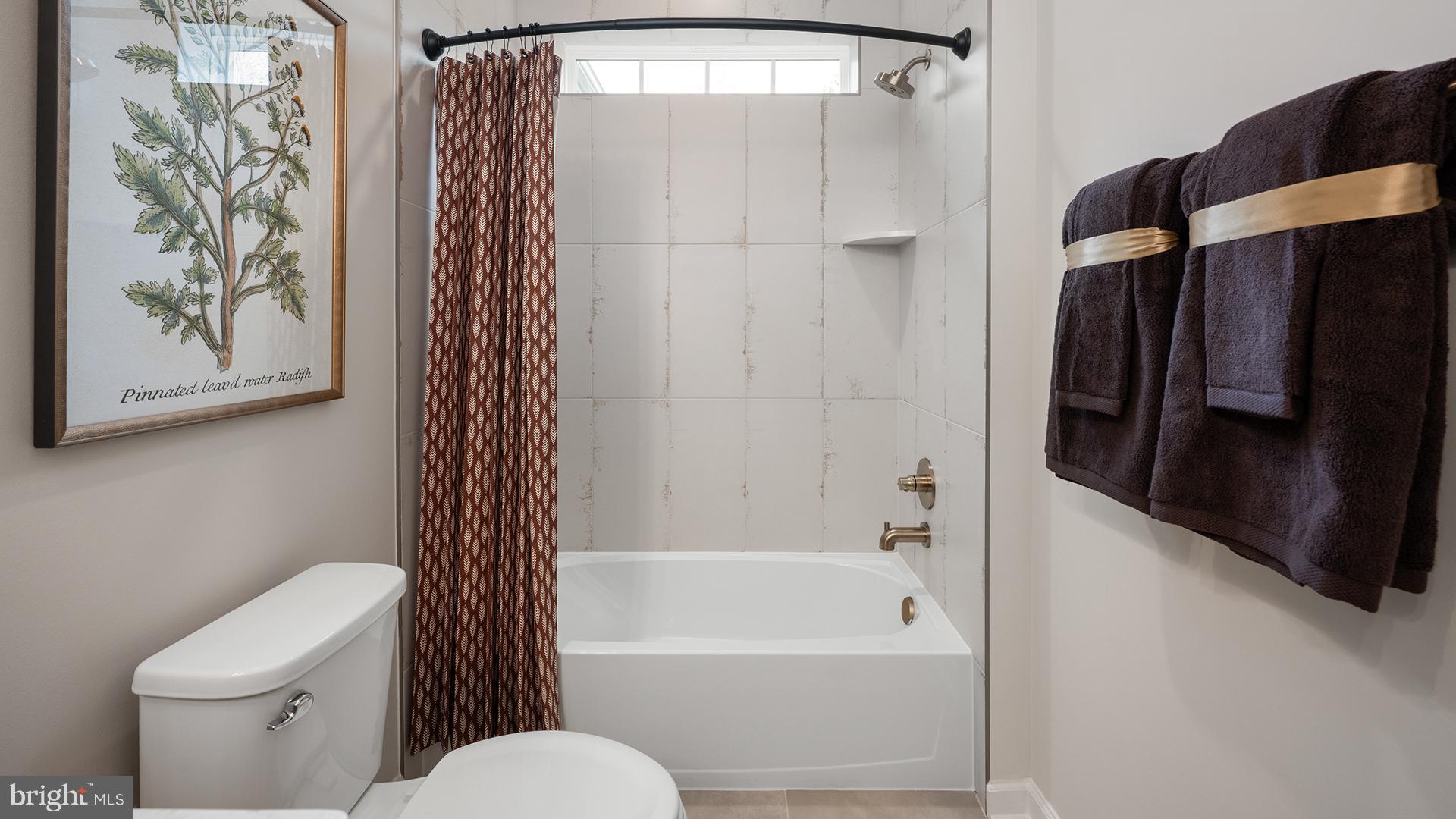 SOUTH LAKE - Residential