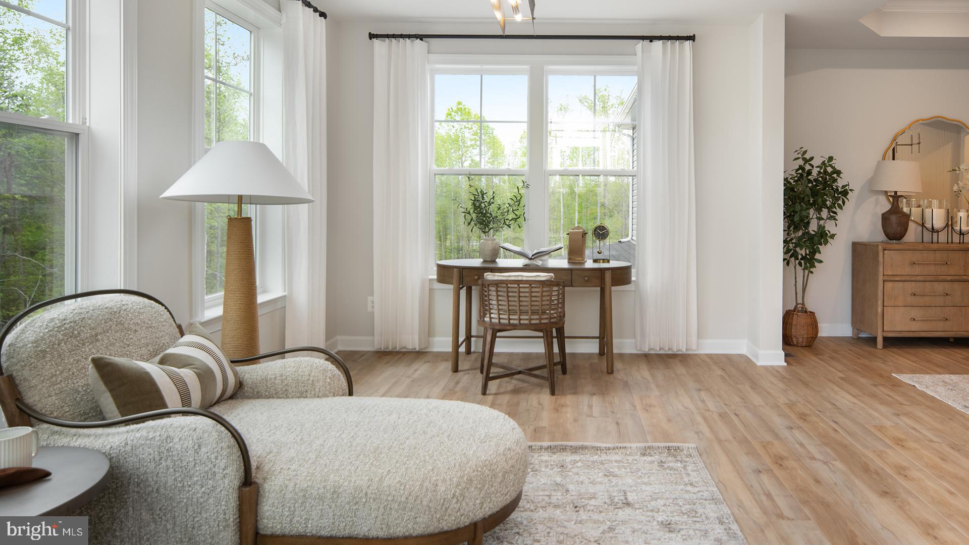 SOUTH LAKE - Residential