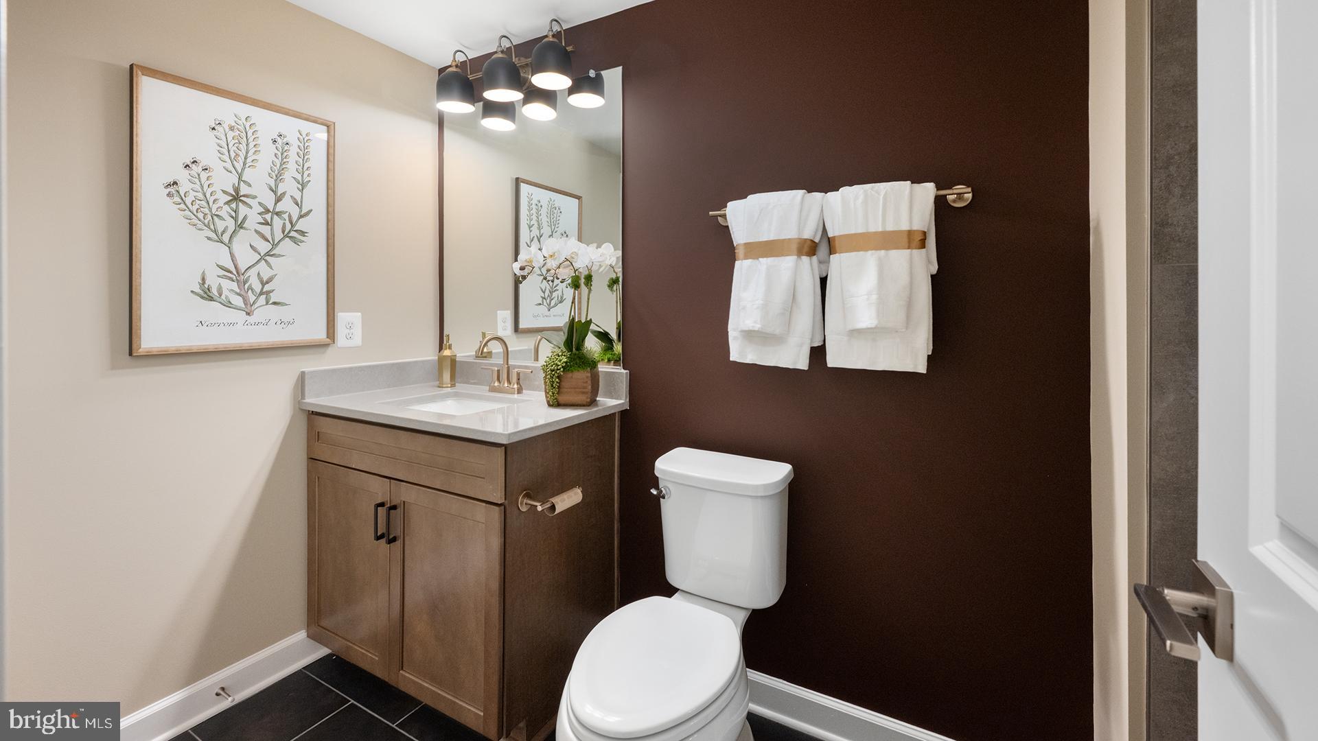 SOUTH LAKE - Residential