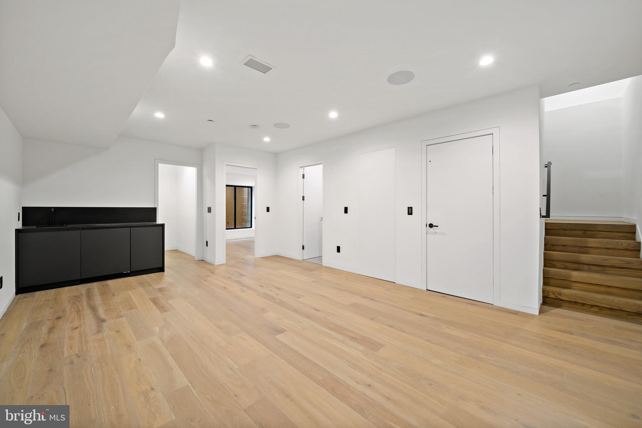 BELLA VISTA - Residential