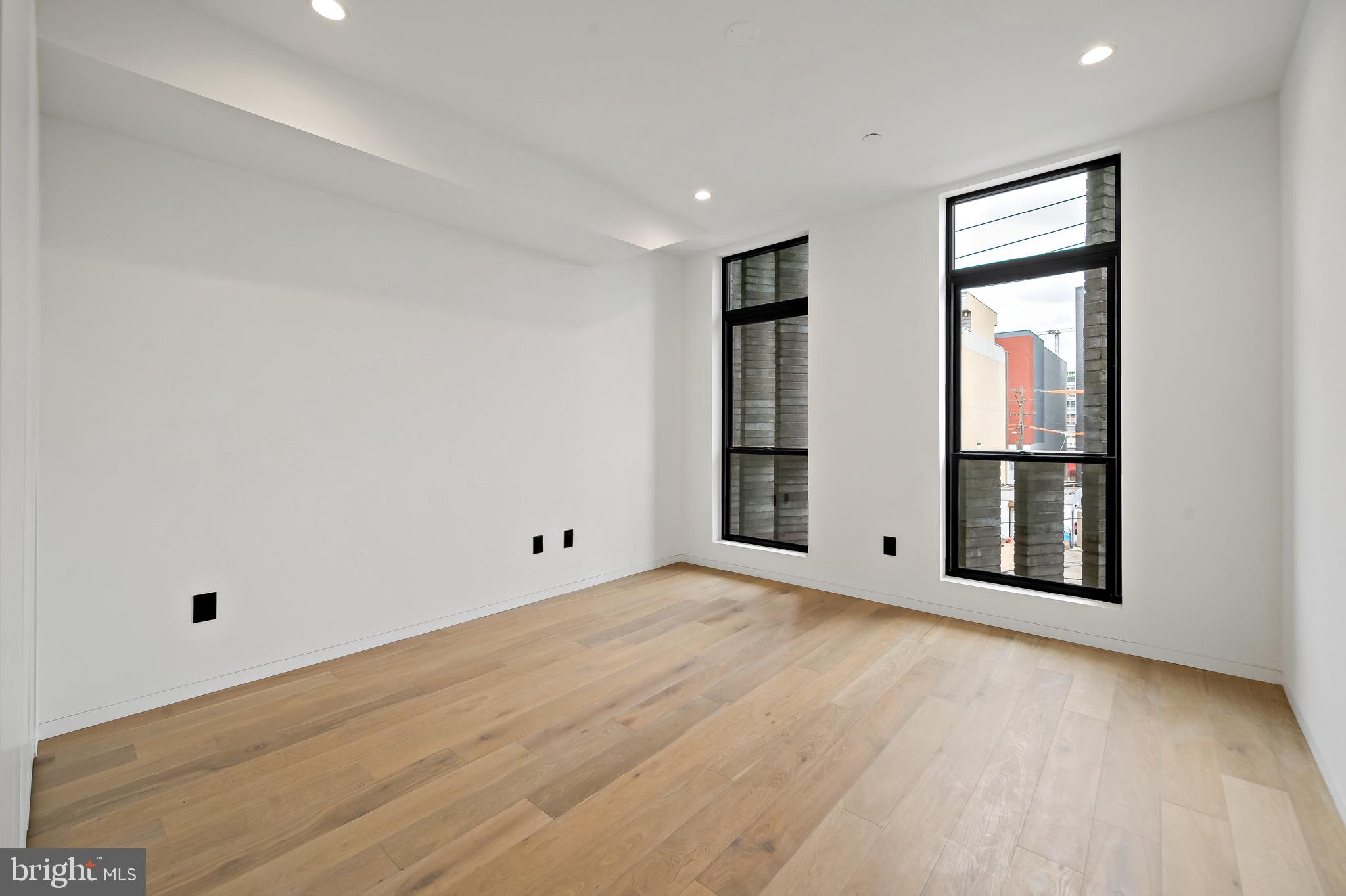 BELLA VISTA - Residential