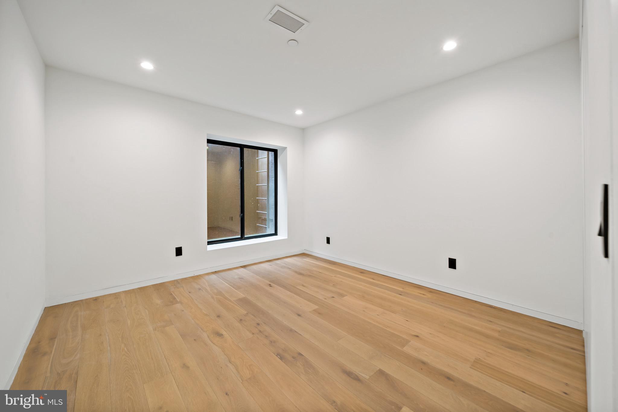 BELLA VISTA - Residential