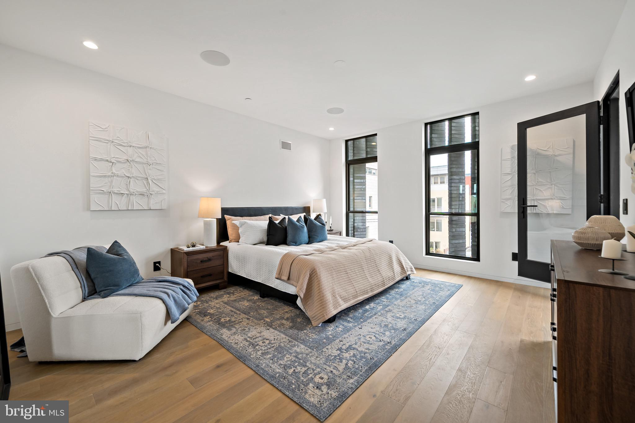 BELLA VISTA - Residential