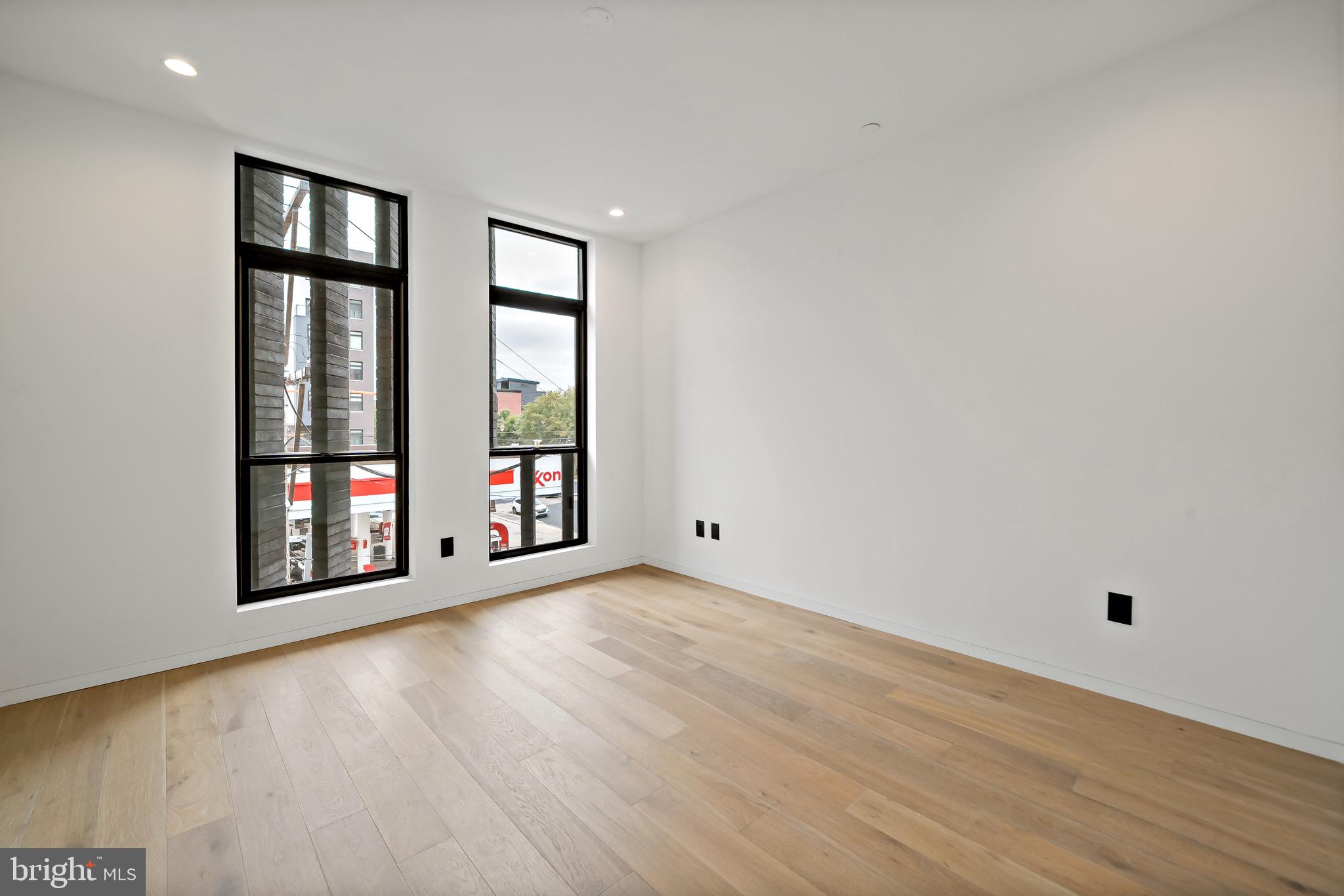 BELLA VISTA - Residential