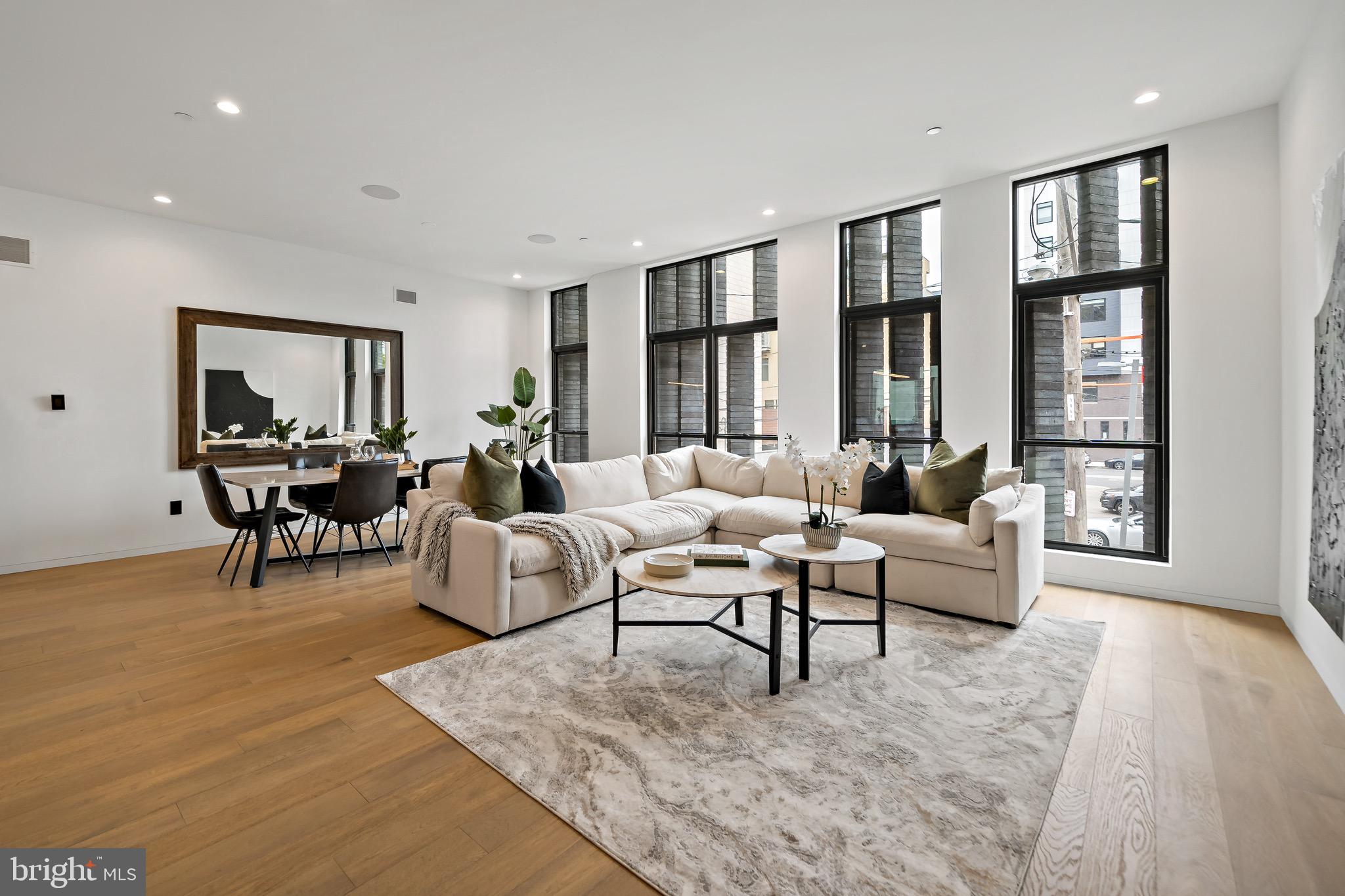 BELLA VISTA - Residential