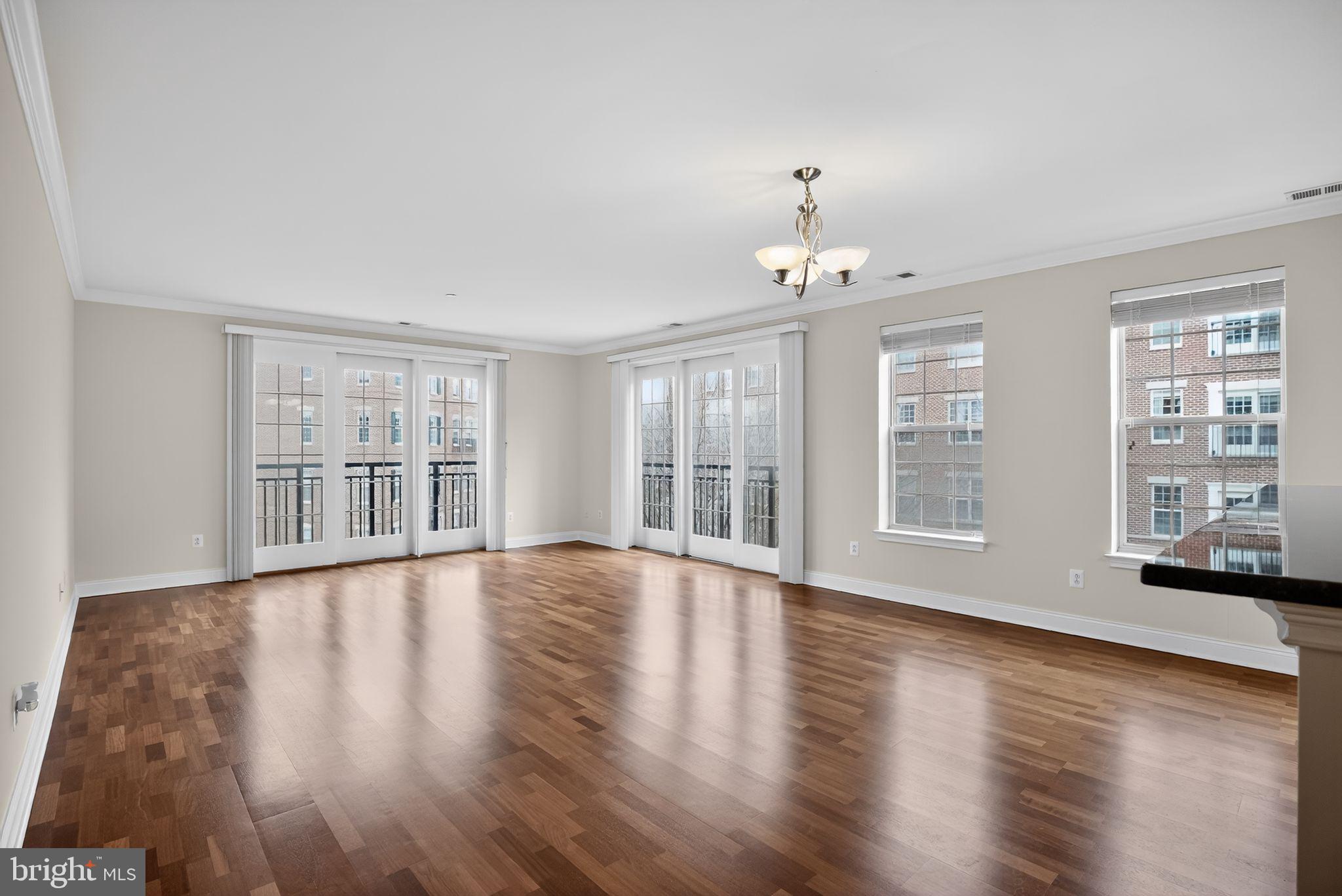 GRADUATE HOSPITAL - Residential