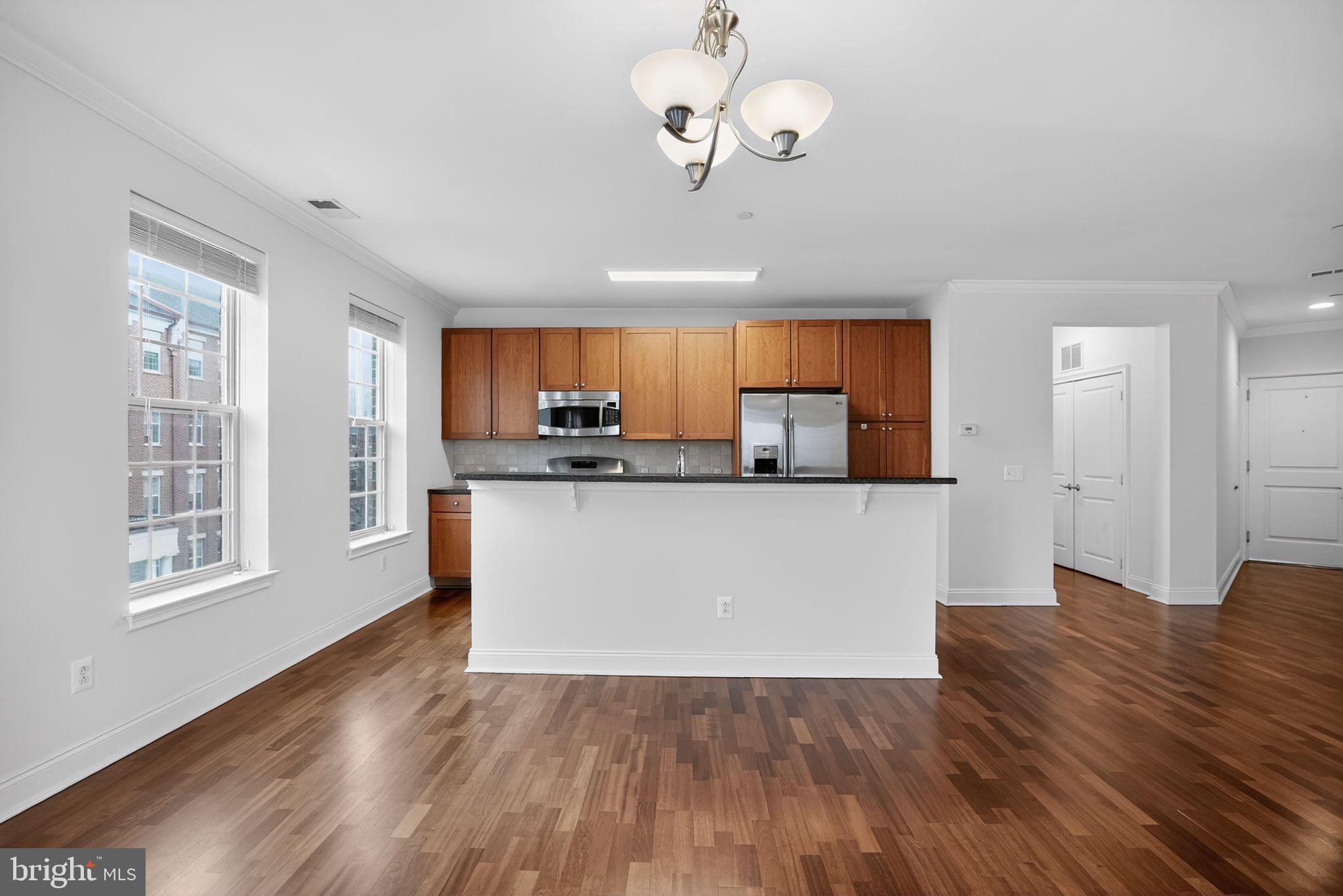 GRADUATE HOSPITAL - Residential