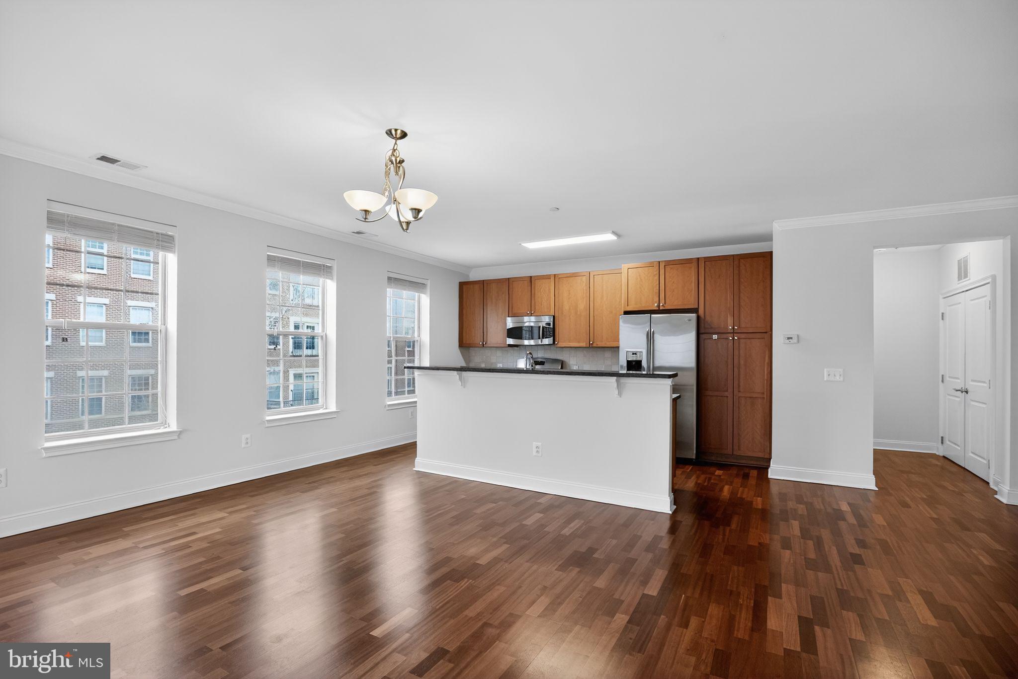 GRADUATE HOSPITAL - Residential