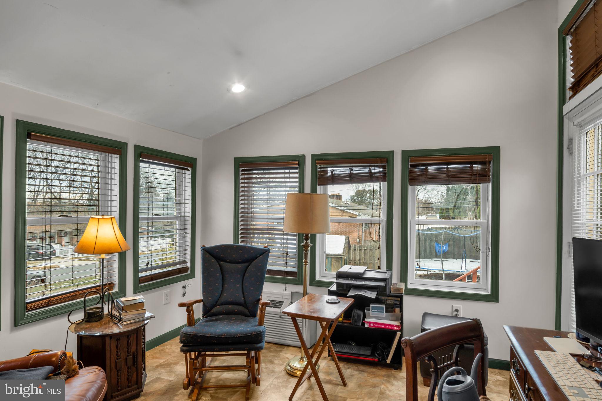 NORTHWOOD HILLS - Residential