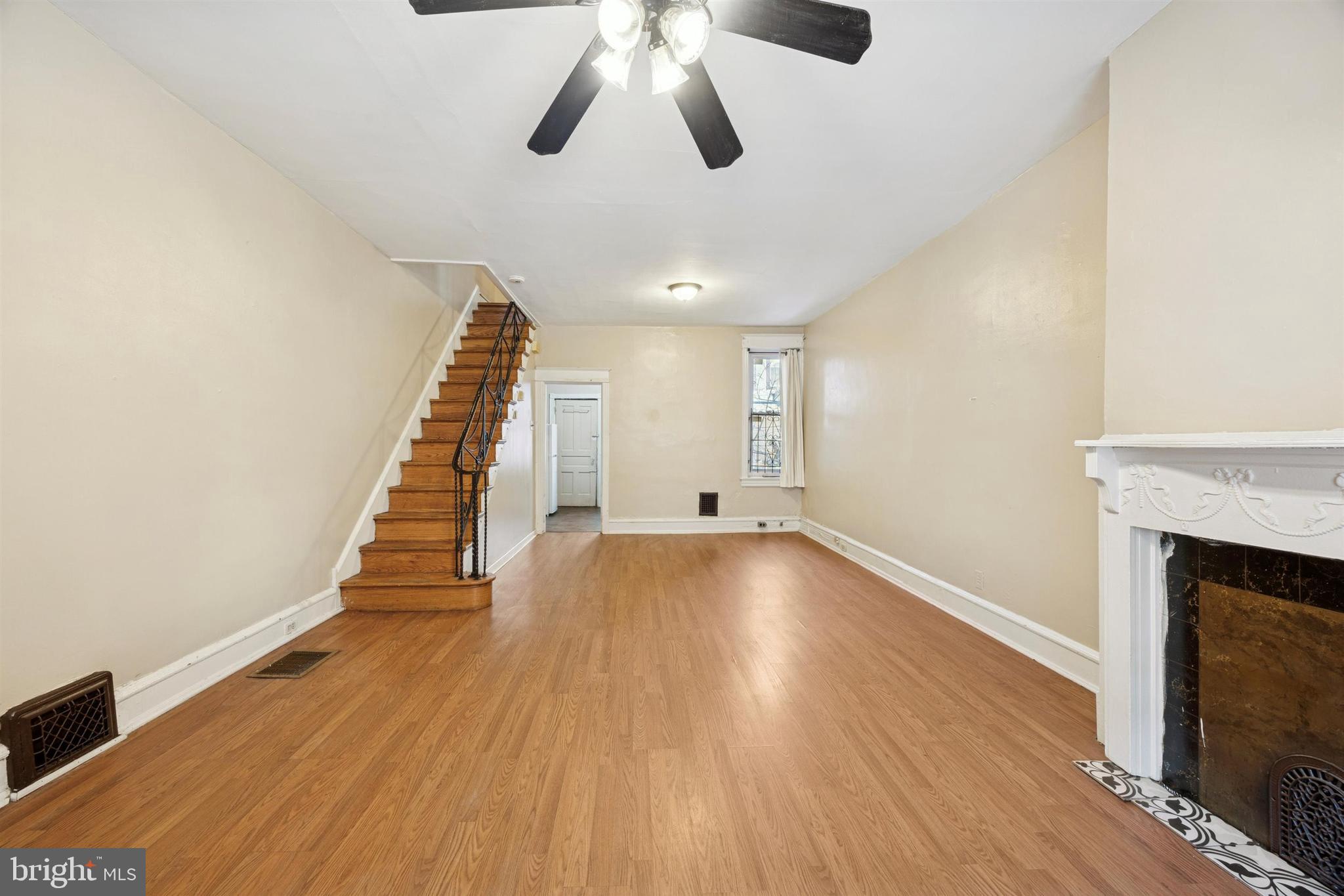 PHILADELPHIA (WEST) - Residential