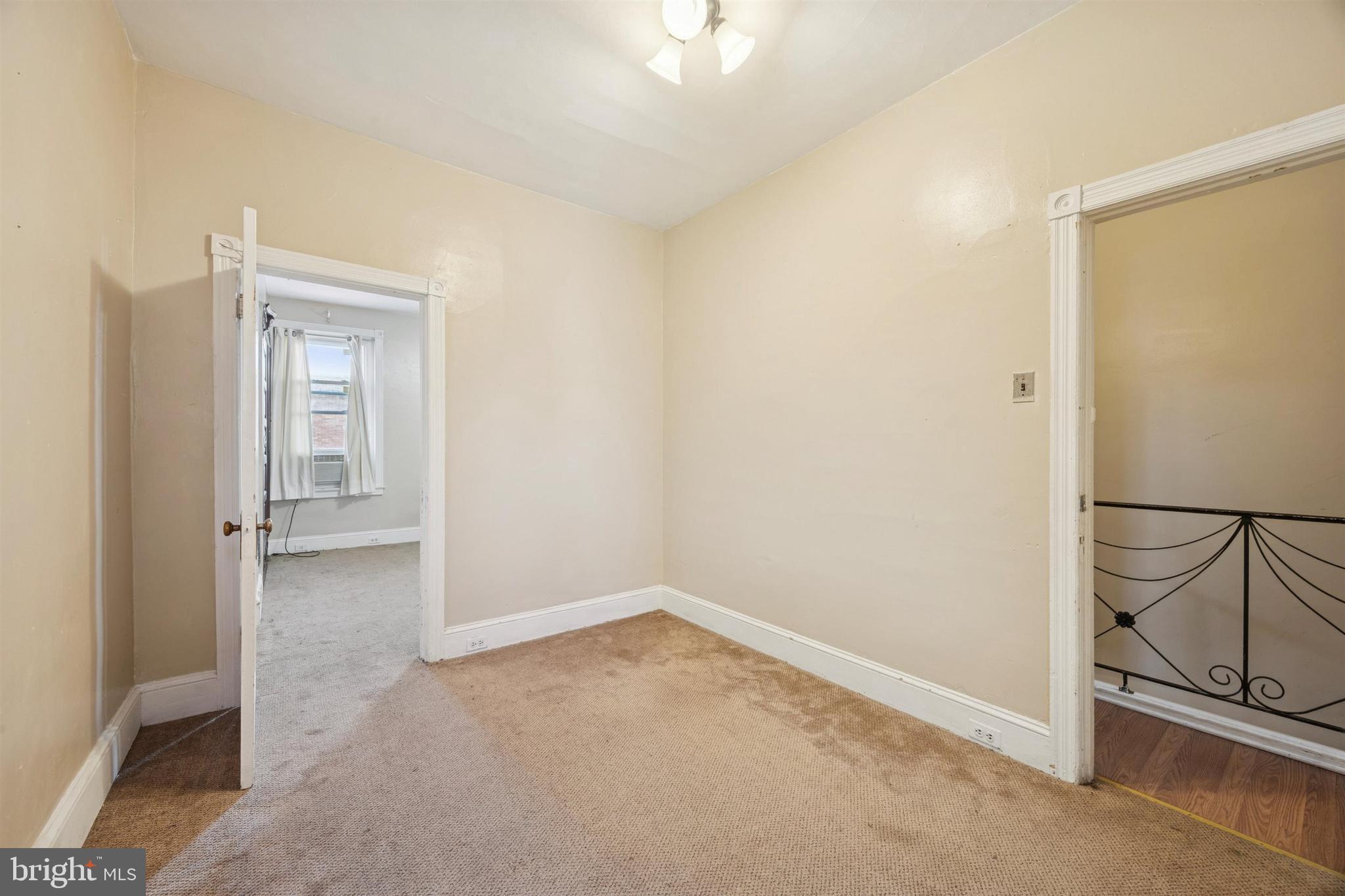 PHILADELPHIA (WEST) - Residential