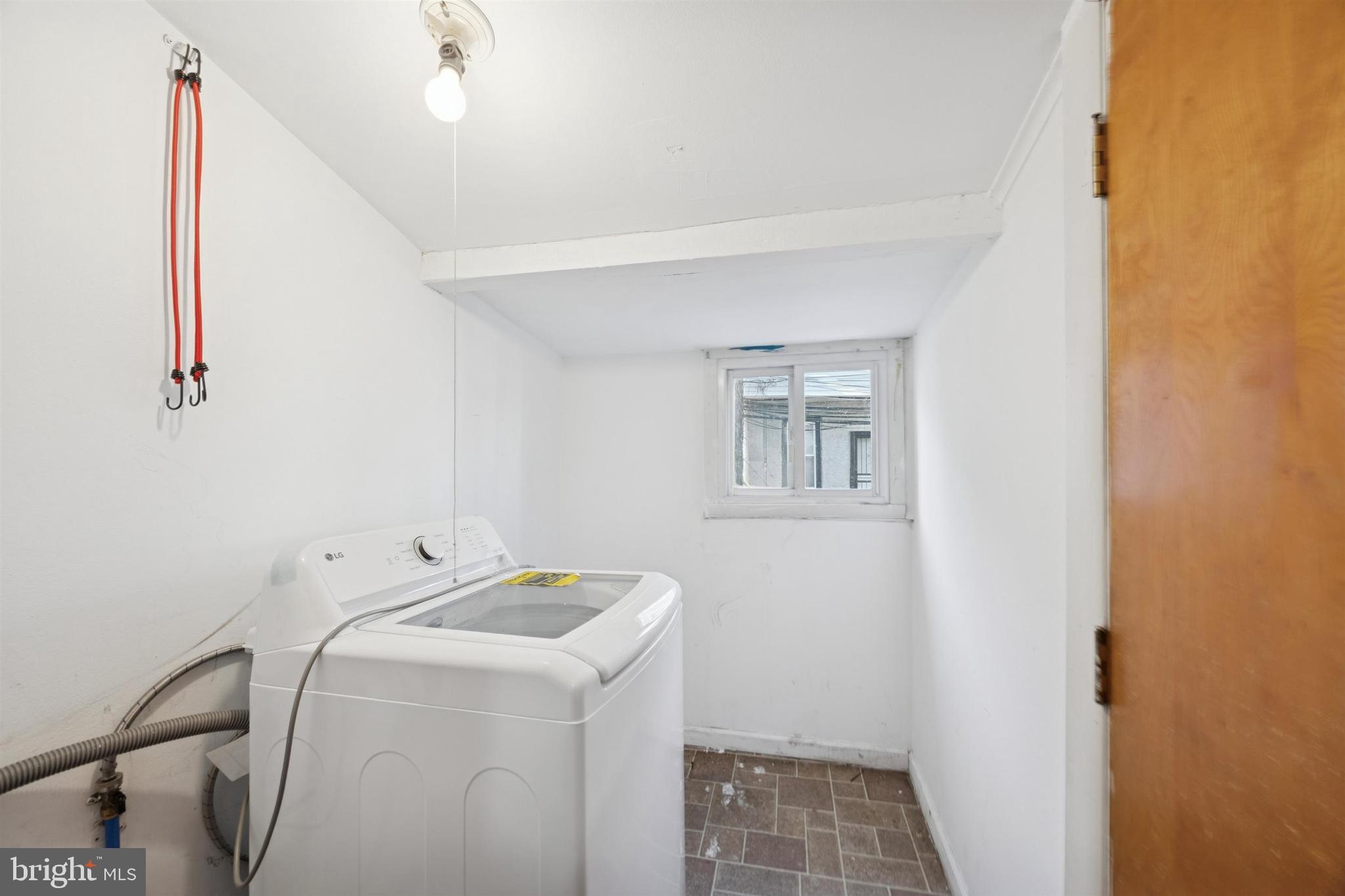 PHILADELPHIA (WEST) - Residential