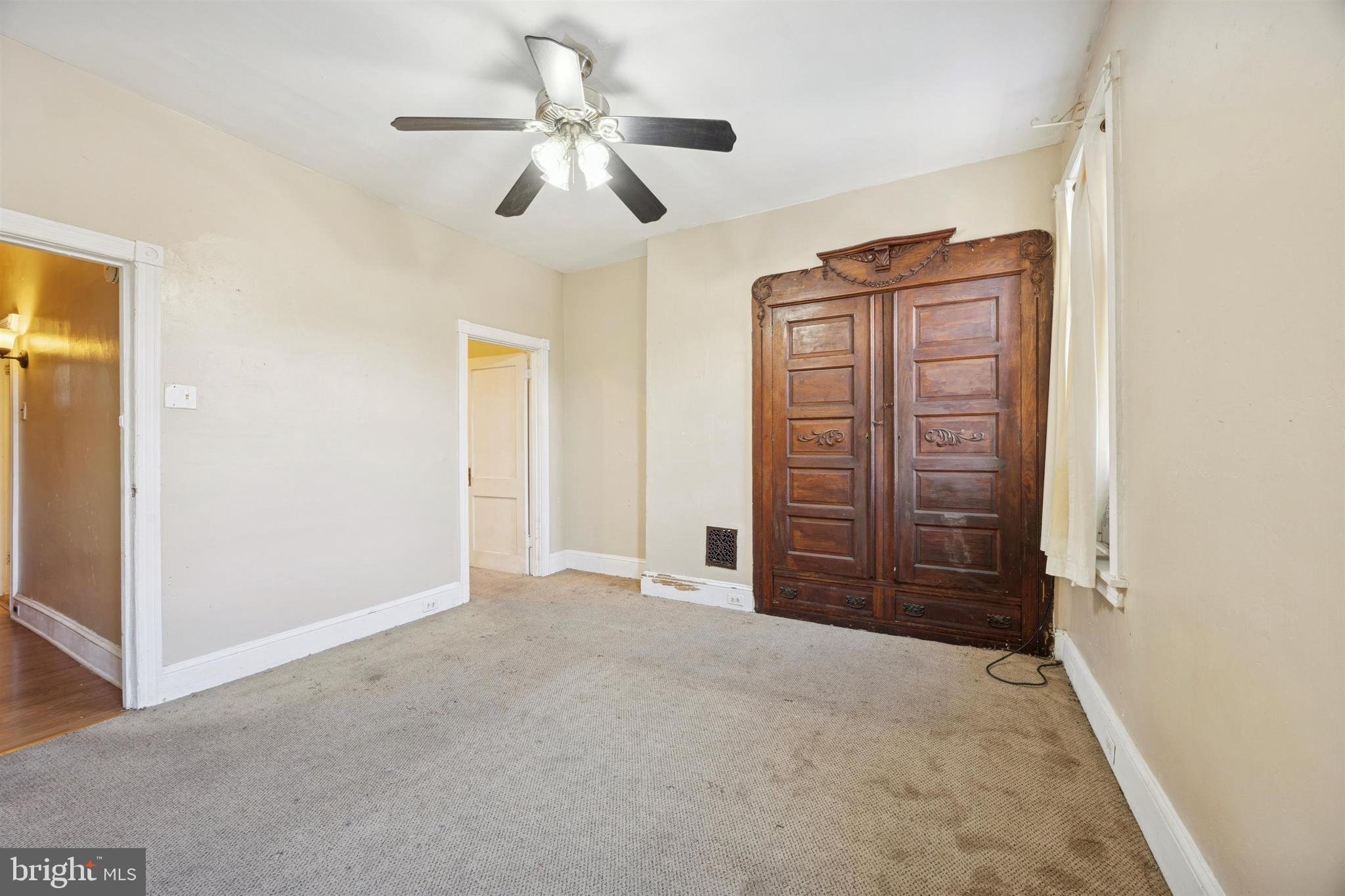 PHILADELPHIA (WEST) - Residential