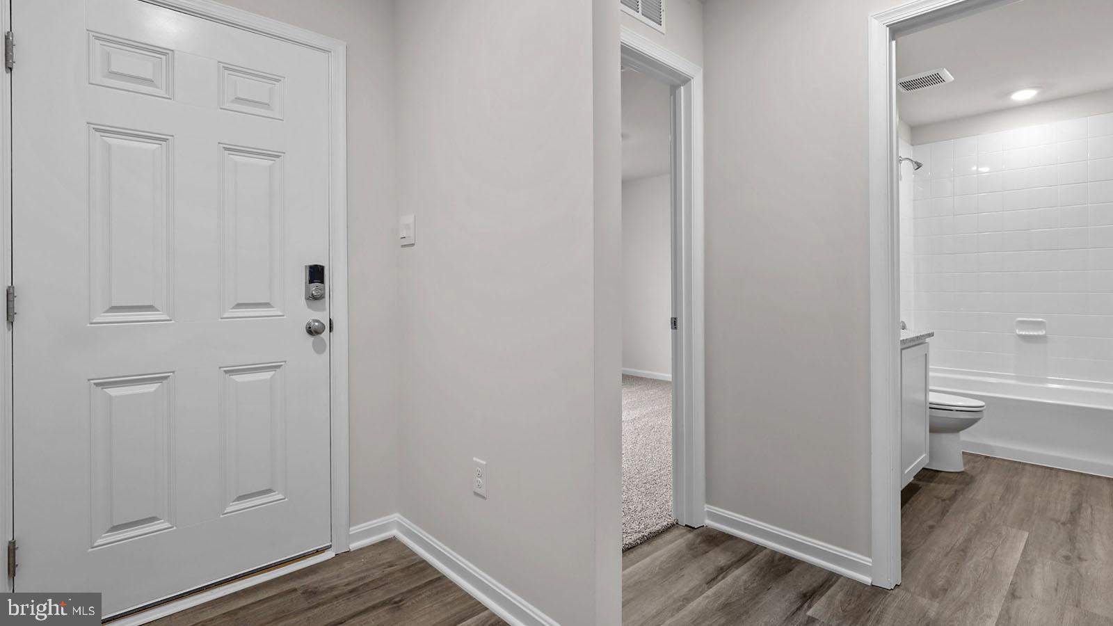 RED HILL - Residential