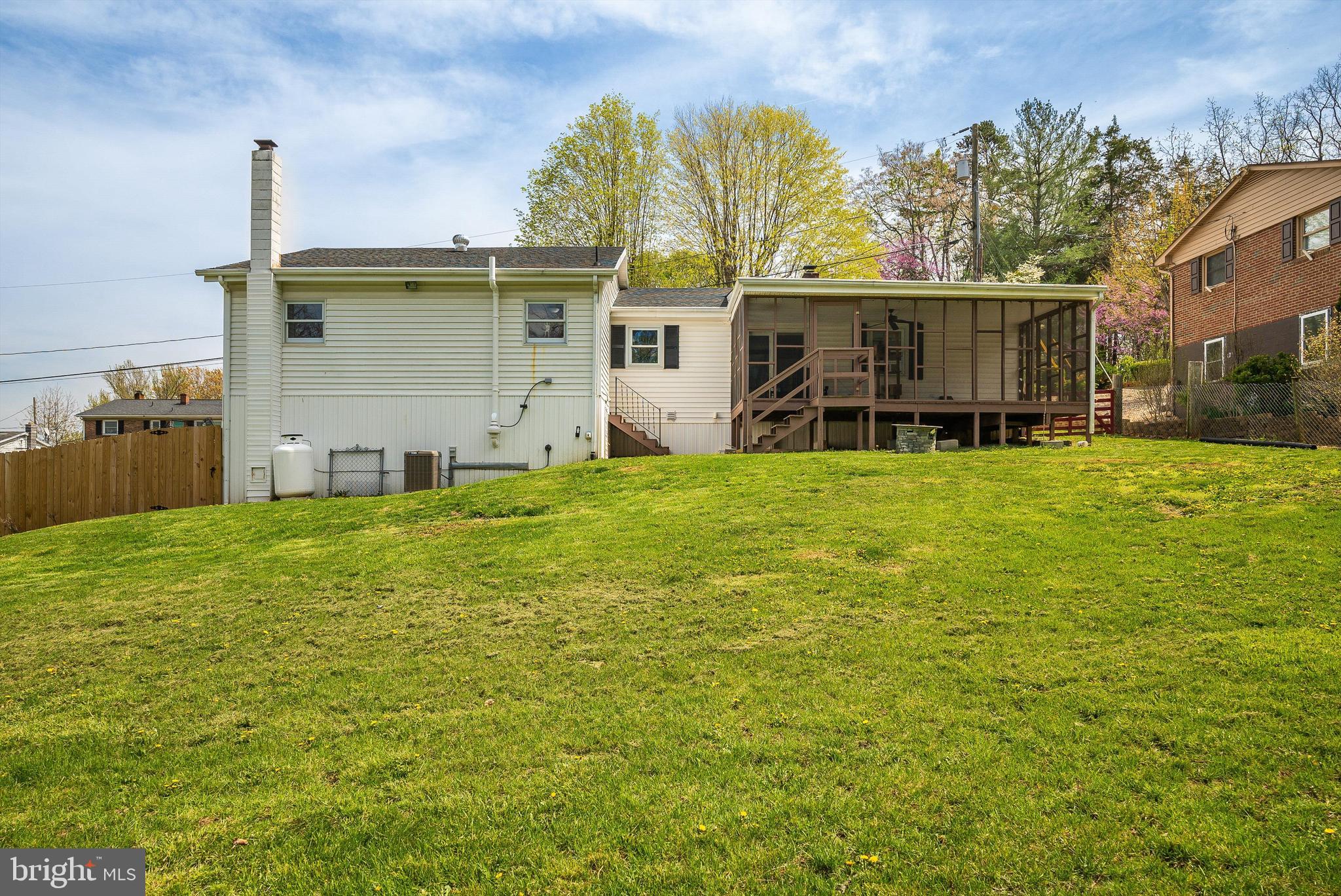 VERONA HEIGHTS - Residential