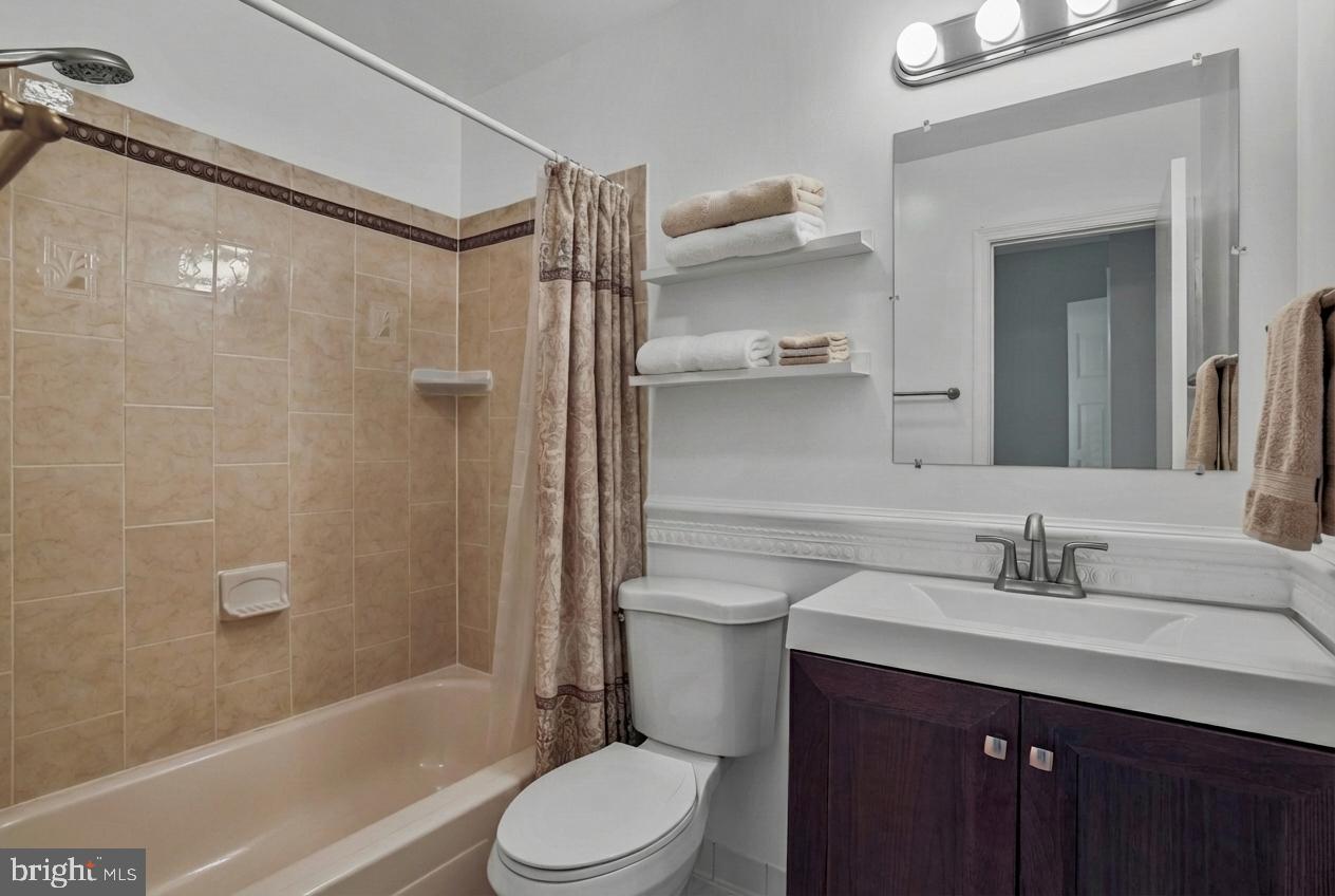 OLD MILL COMMUNITY - Residential