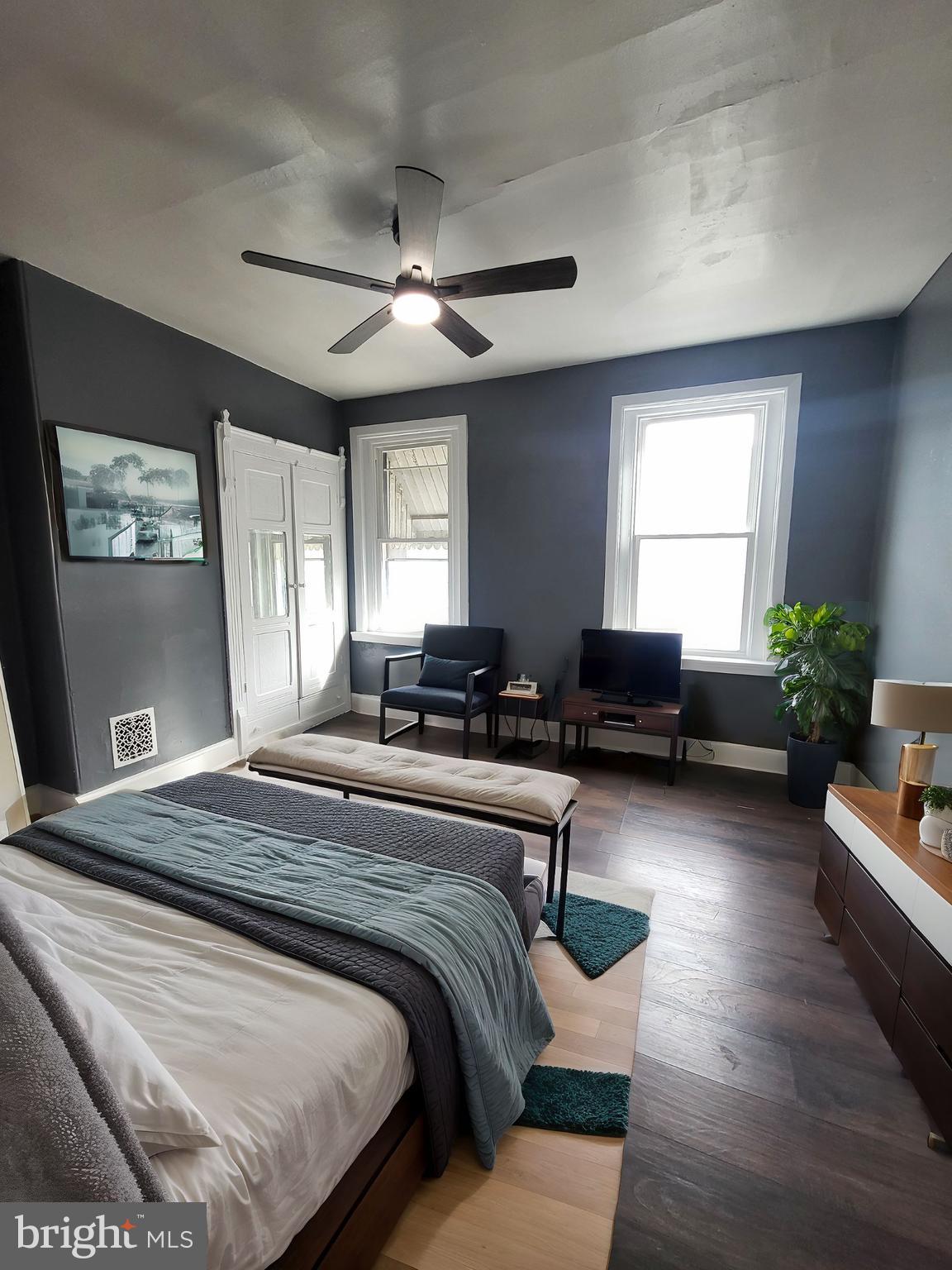 PHILADELPHIA - Residential