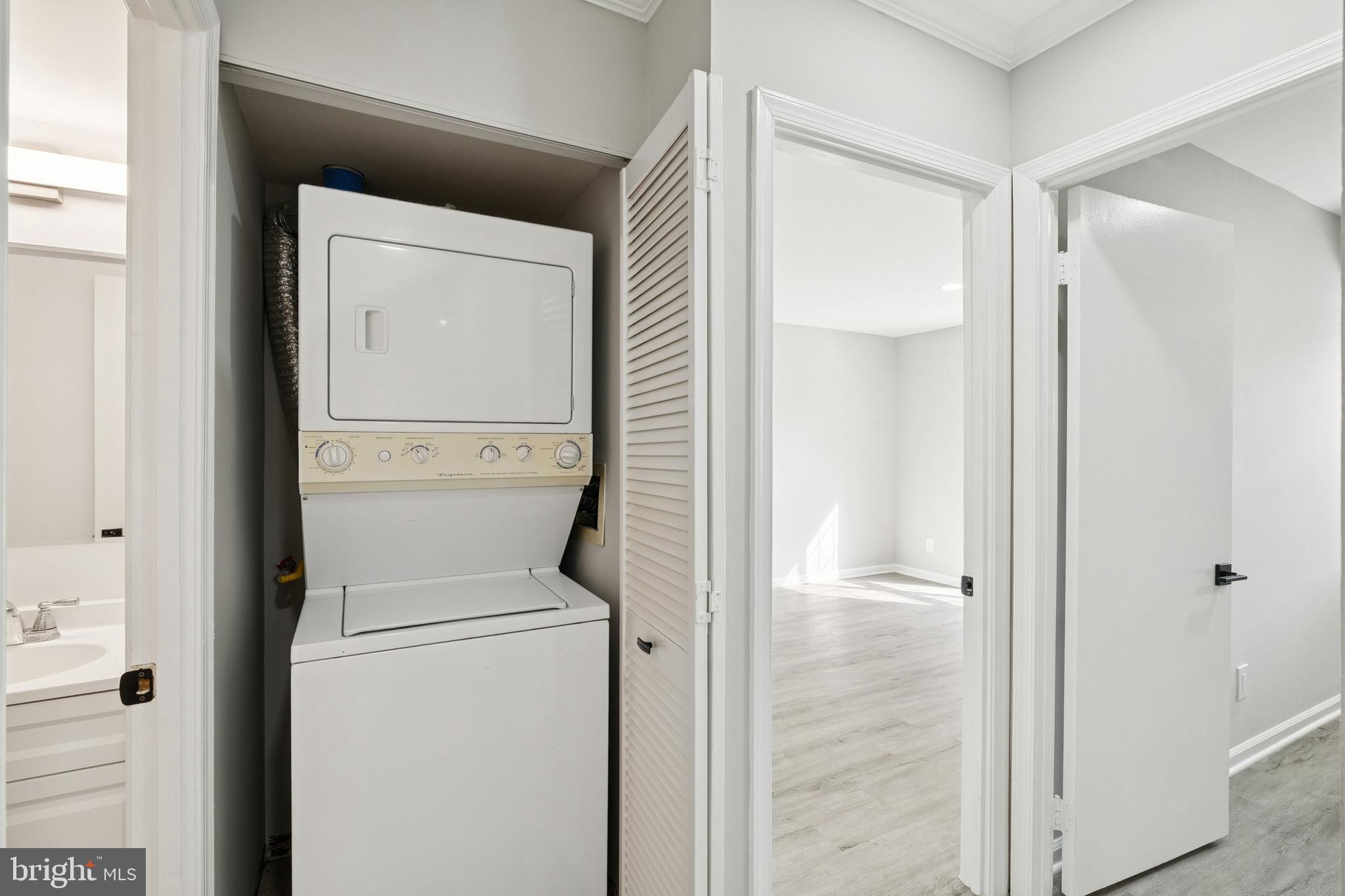 BURKE COVE - Residential