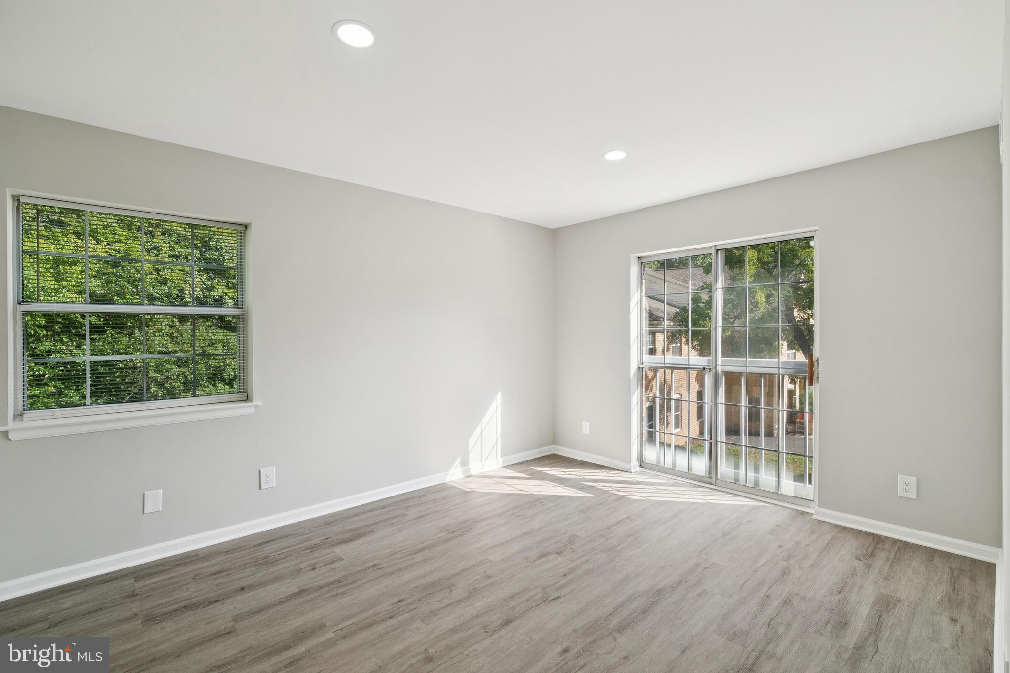 BURKE COVE - Residential