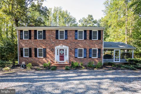 290 MONROE STREET MONTROSS VA 22520