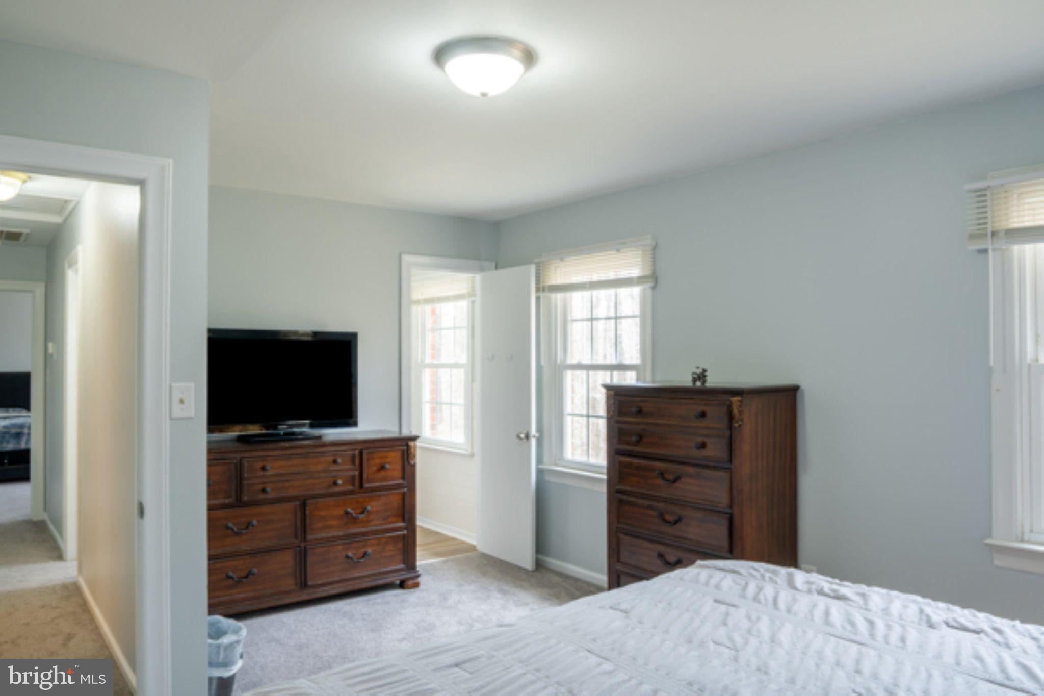 TOWN OF MONTROSS - Residential