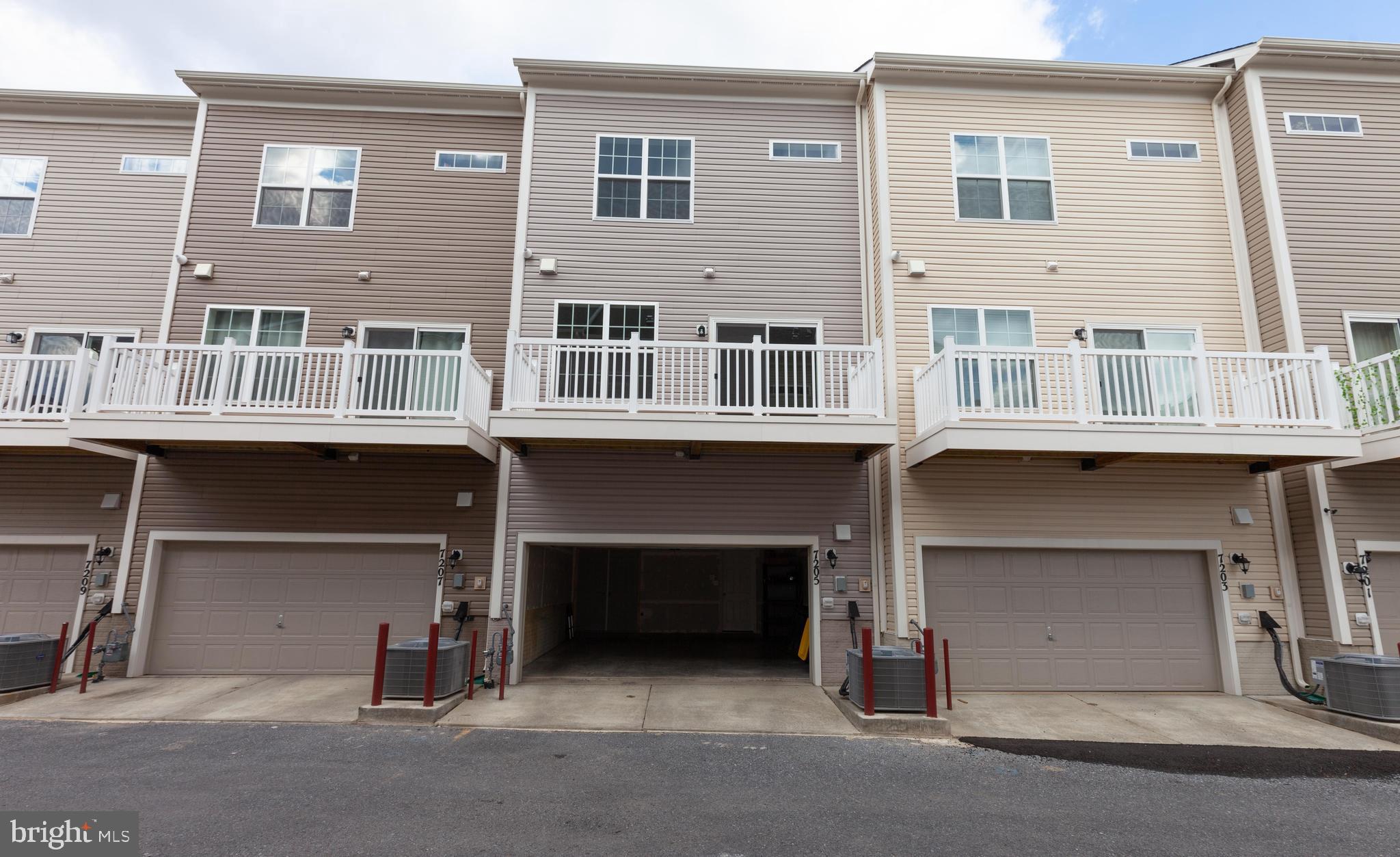 THE BRICK YARD - Residential Lease