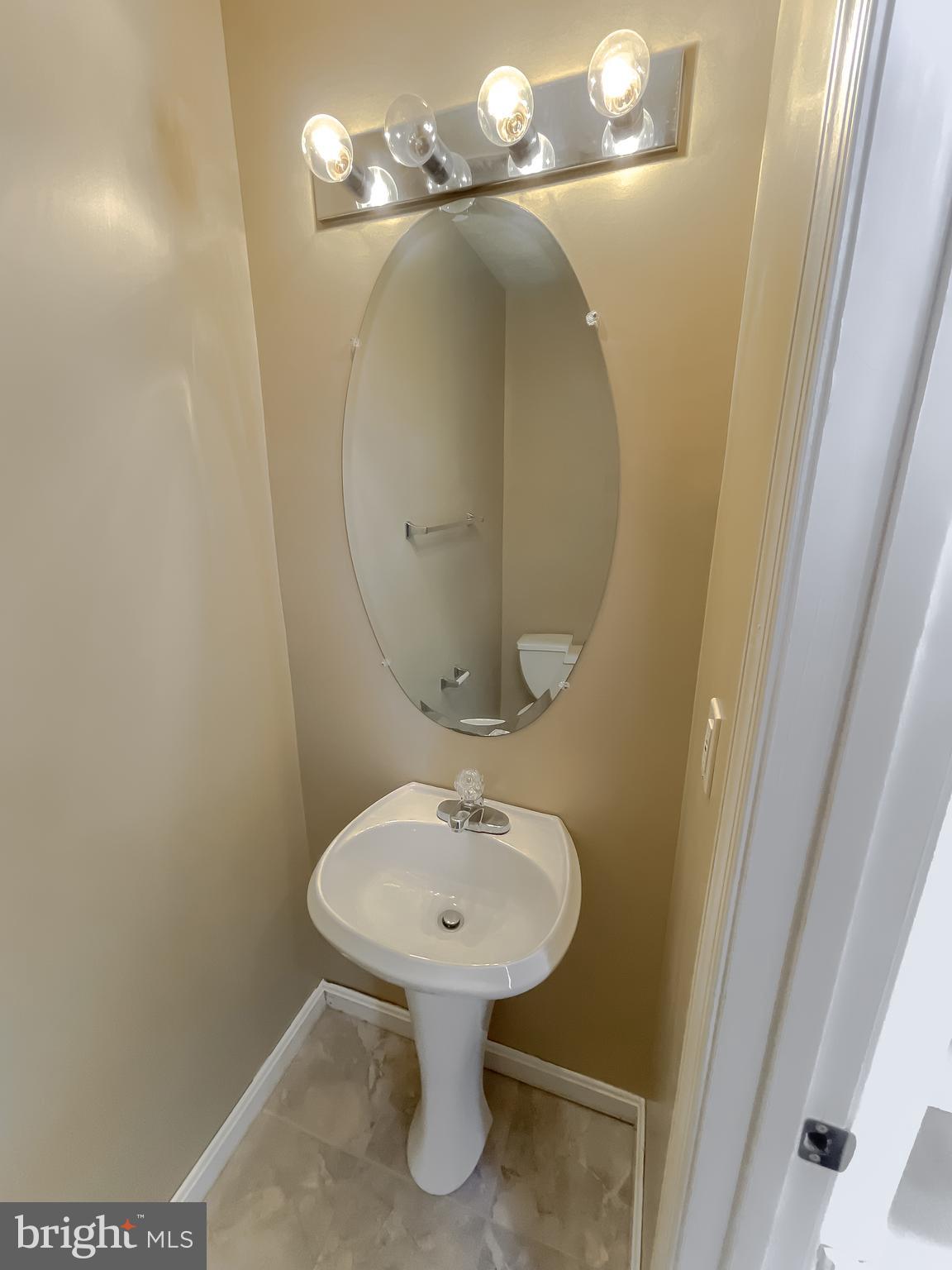 VILLAS ON WATERS EDGE - Residential