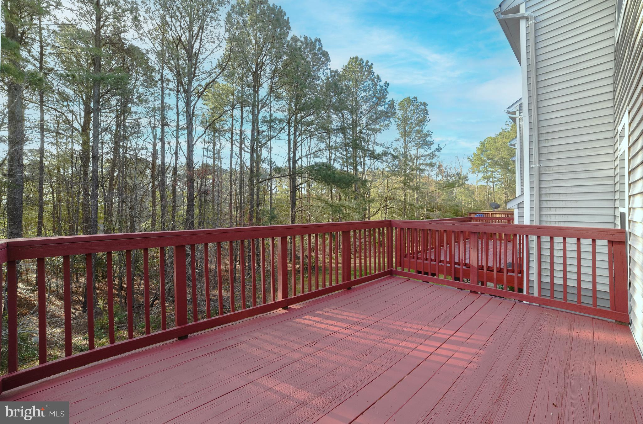 VILLAS ON WATERS EDGE - Residential