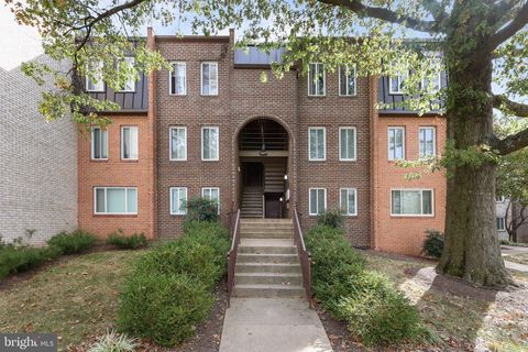 5050 7TH ROAD S 301 ARLINGTON VA 22204
