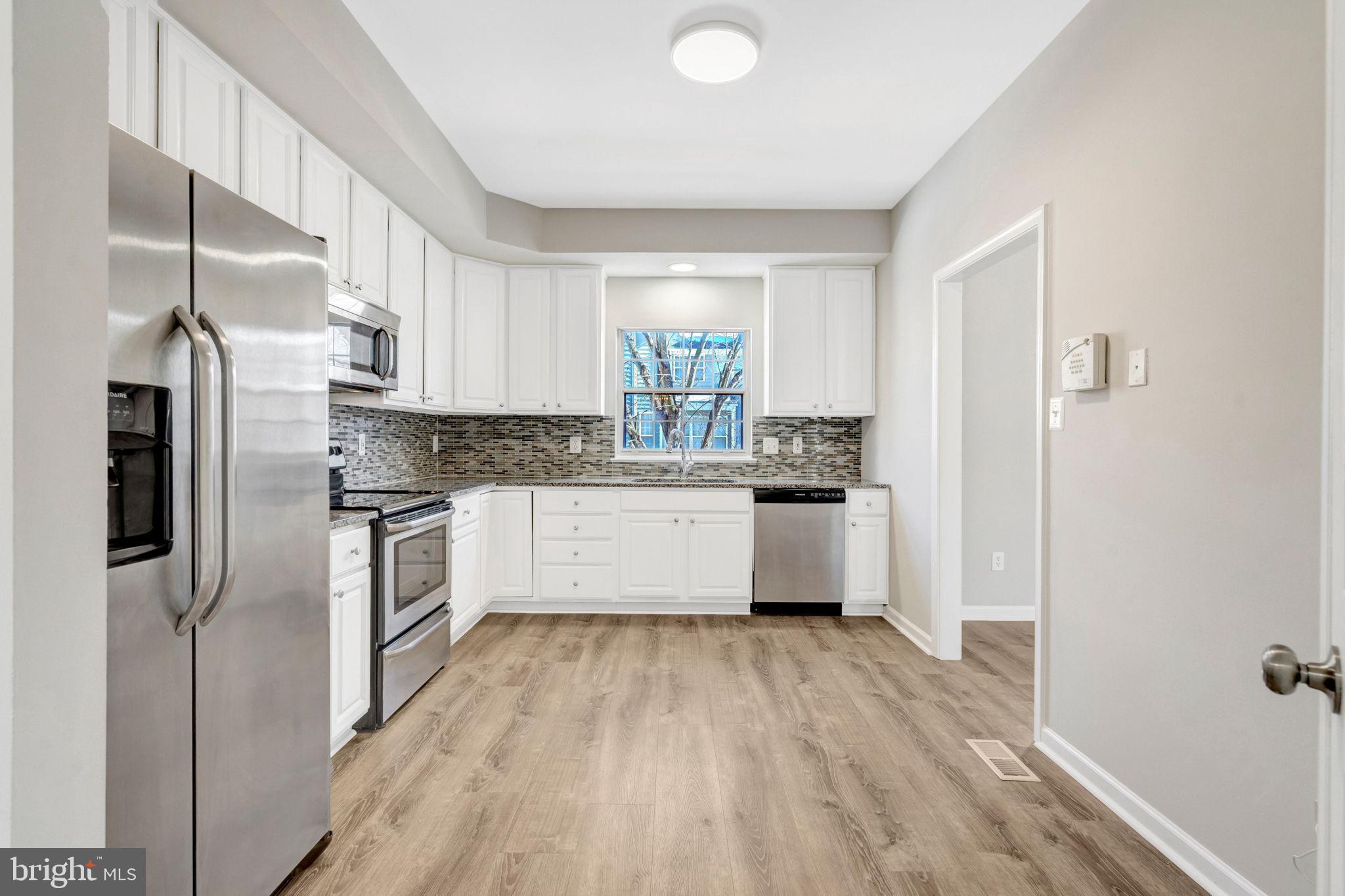 POTOMAC LAKES - Residential