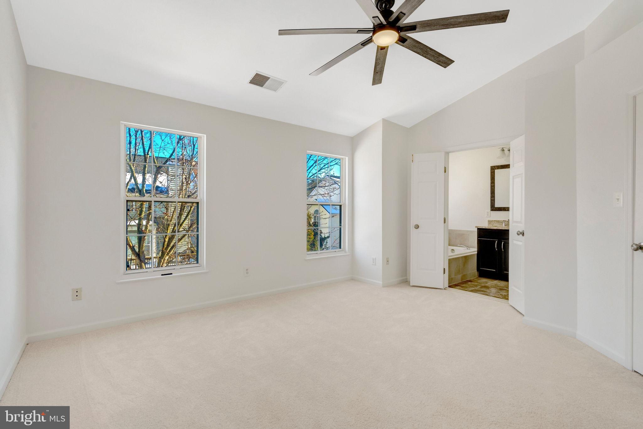 POTOMAC LAKES - Residential