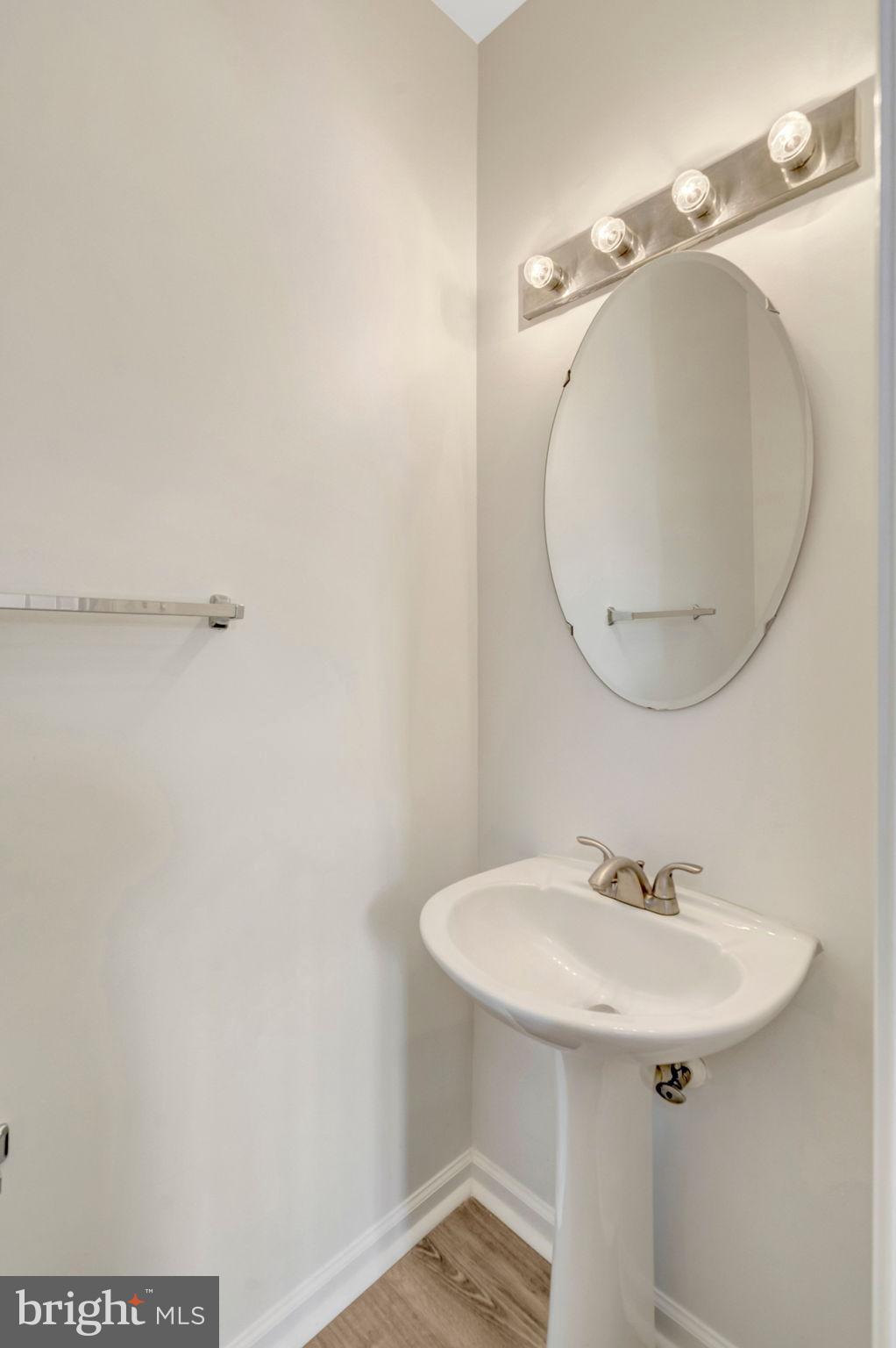 POTOMAC LAKES - Residential