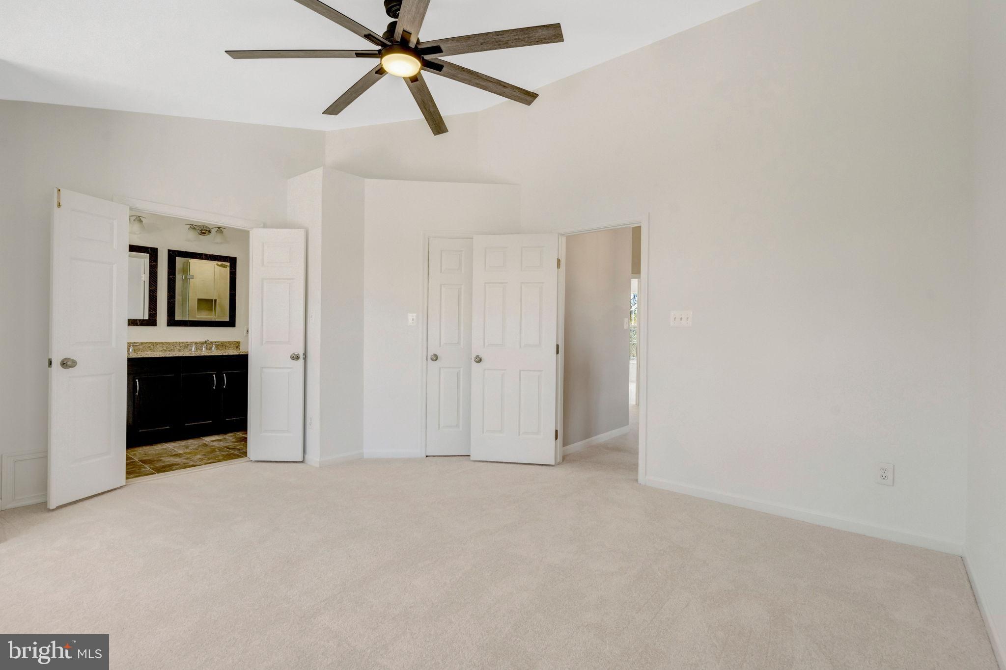 POTOMAC LAKES - Residential