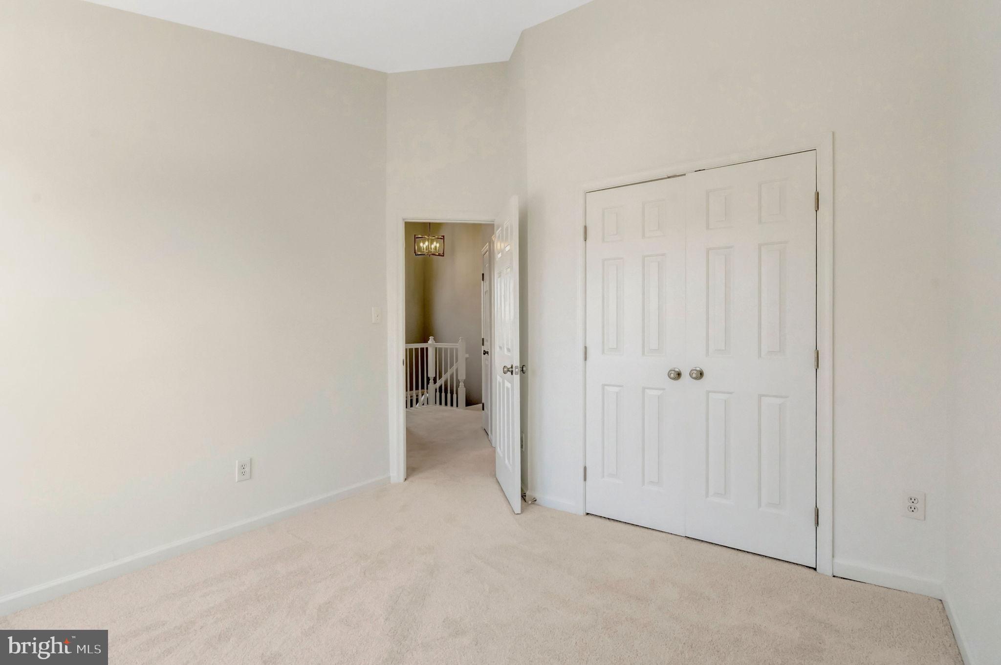 POTOMAC LAKES - Residential